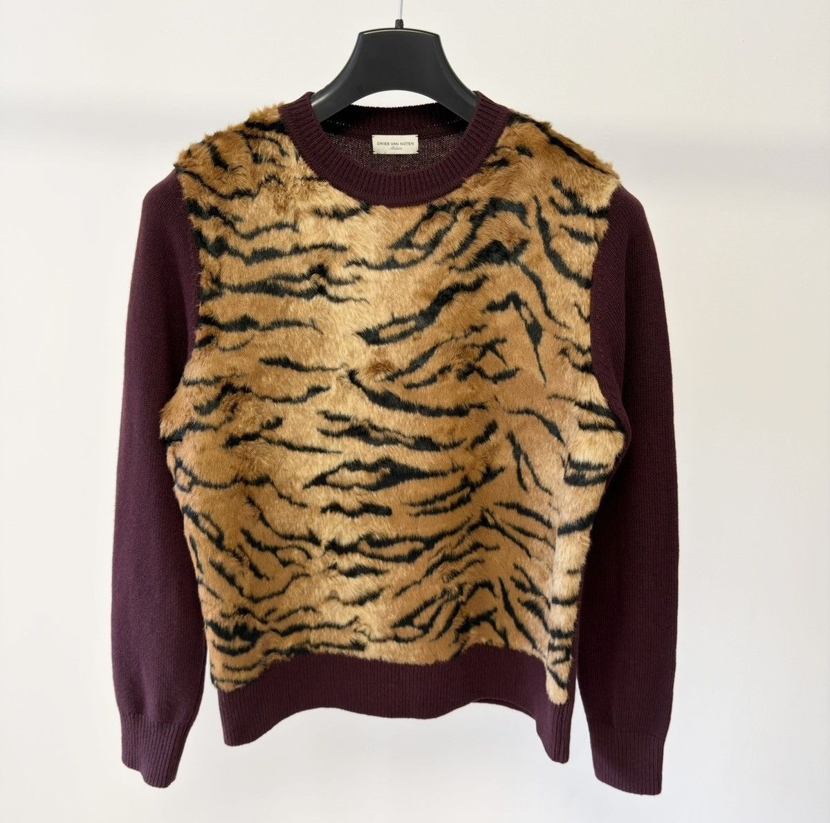 Dries Van Noten A/W 16 ‘Faux Tiger Fur’ Front Sweater Size M / US 6-8 / IT 42-44 - 17 Thumbnail