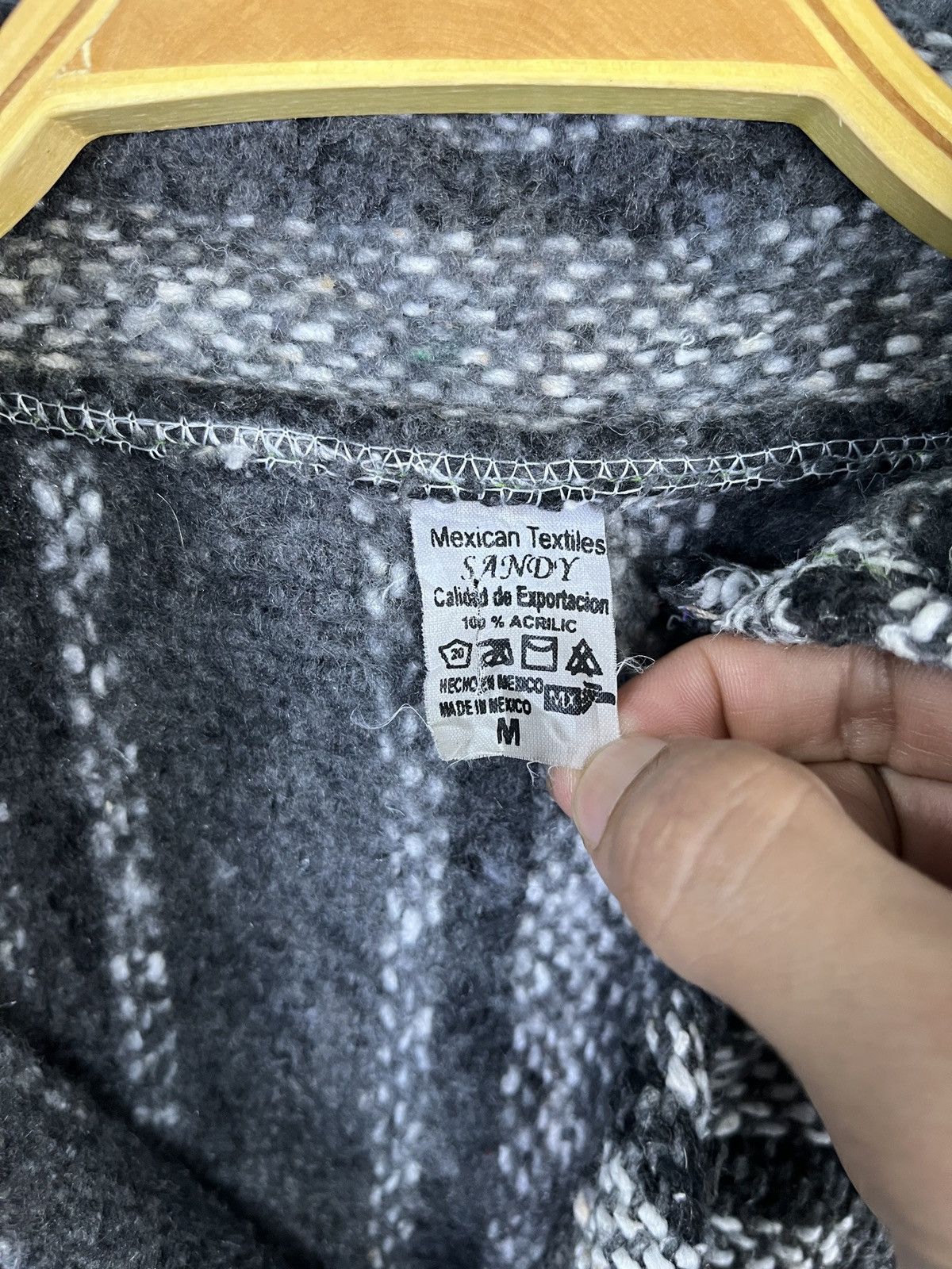 Mexican Threads × Vintage Rare Vintage Sandy Mexican Drug Rugs Hoodie Size US M / EU 48-50 / 2 - 6 Thumbnail