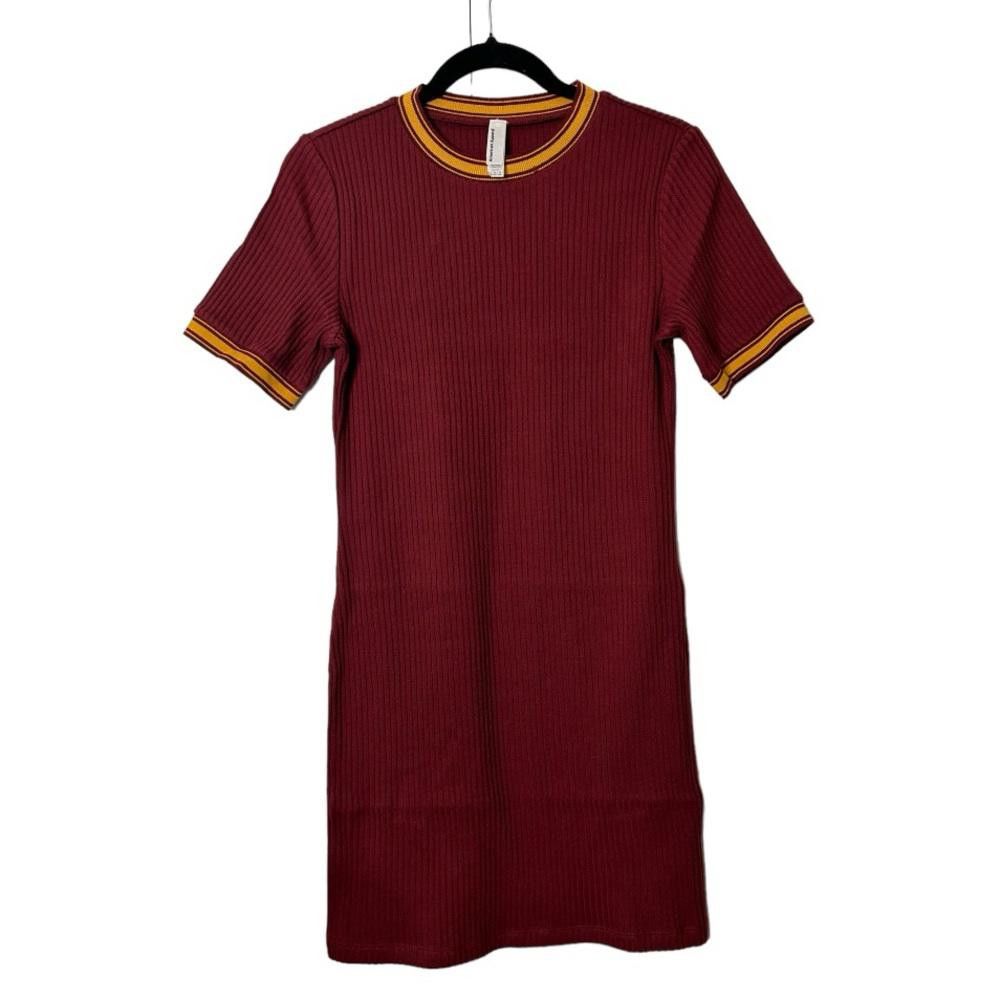 American Apparel American Apparel l NWOT Maroon Thick Ribbed Crew Dress M Size M / US 6-8 / IT 42-44 - 2 Thumbnail