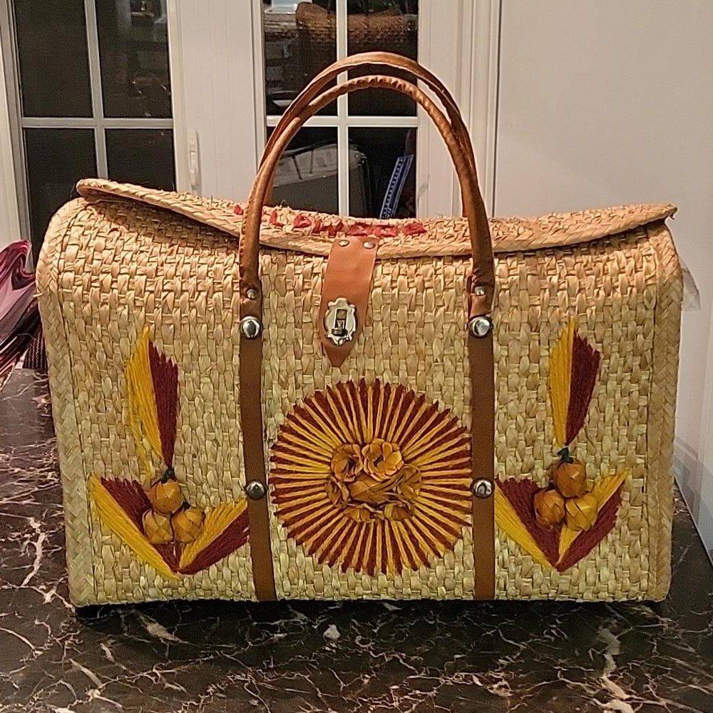 Other Vintage Straw Woven Rattan Shopper Tote Beach Bag w 3DFlower Size ONE SIZE - 1 Thumbnail