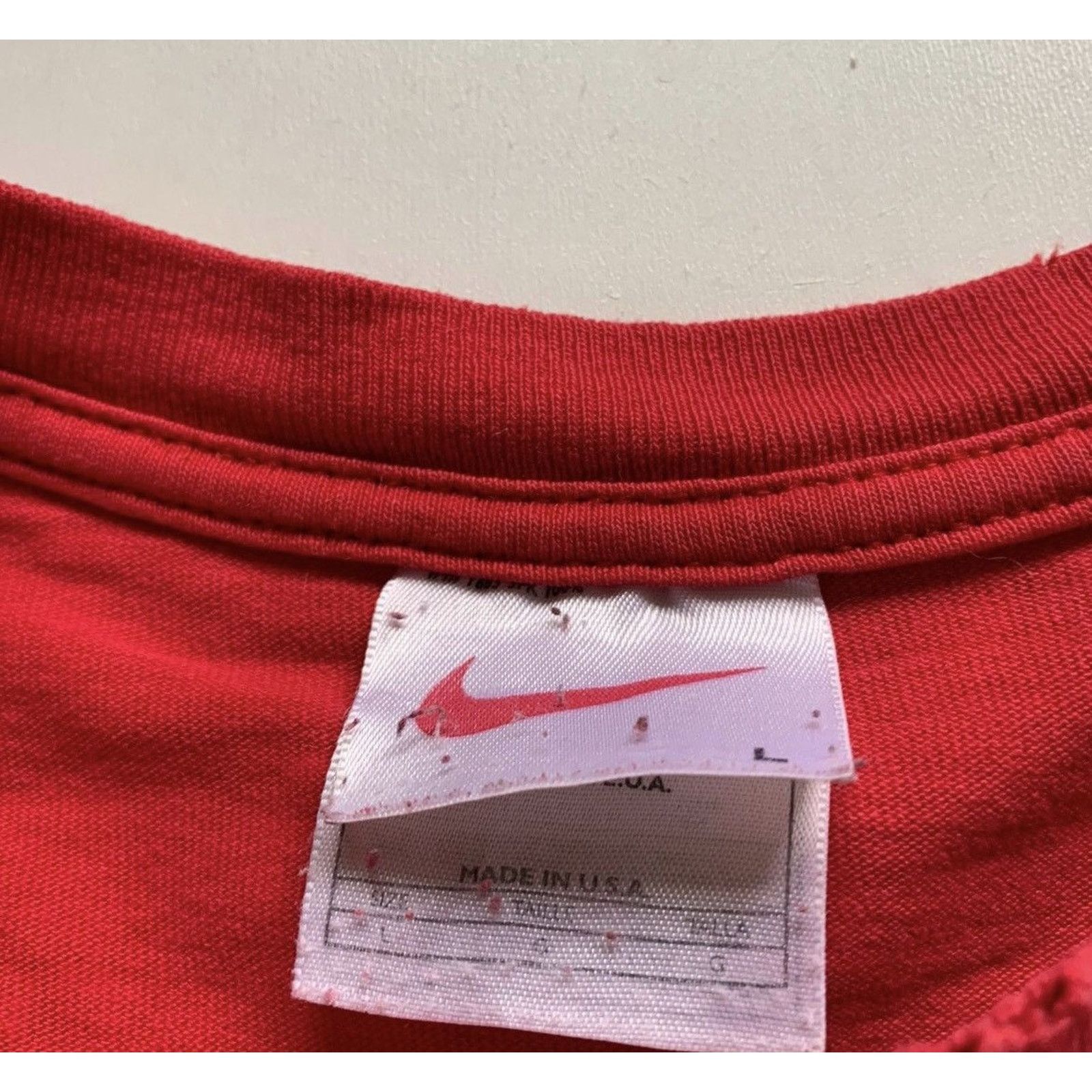 Nike × Vintage Vintage 90s Nike Air T Shirt Swoosh Basic Large Red Rare Size US L / EU 52-54 / 3 - 7 Thumbnail