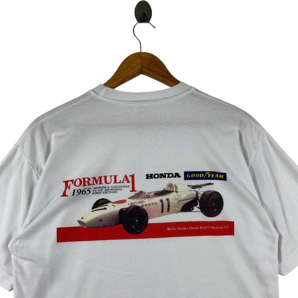 Japanese Brand Vintage GOODYEAR formula 1 racing white tee Size US L / EU 52-54 / 3 - 9 Thumbnail
