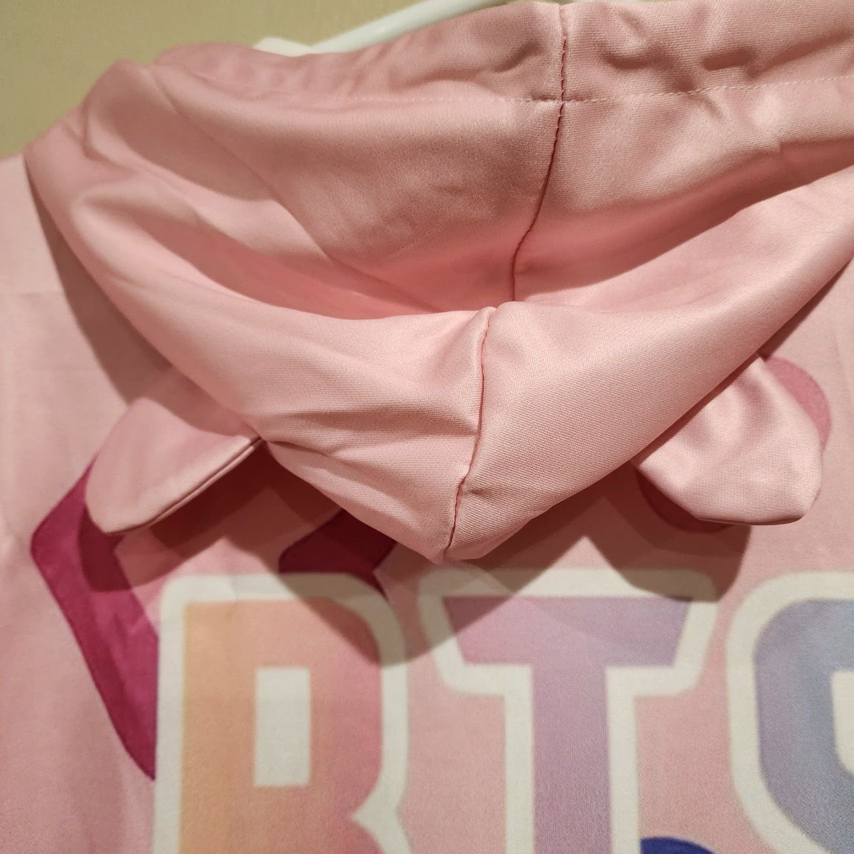 Pinko NWOT BTS Band Pink Hearts Long Sleeve Hoodie Sweatshirt Men XL Pink Hoodie Regular Fit Pullover Hooded Polyester Sweatshirt Size US XL / EU 56 / 4 - 6 Thumbnail