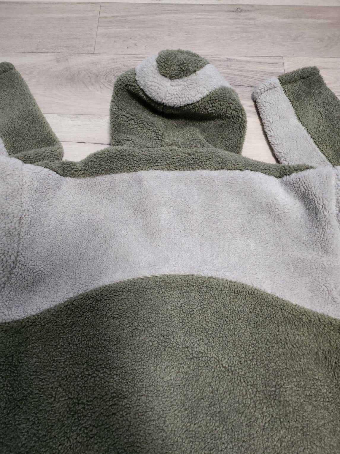 Burnt Olive Hoodie – Trendt Vision