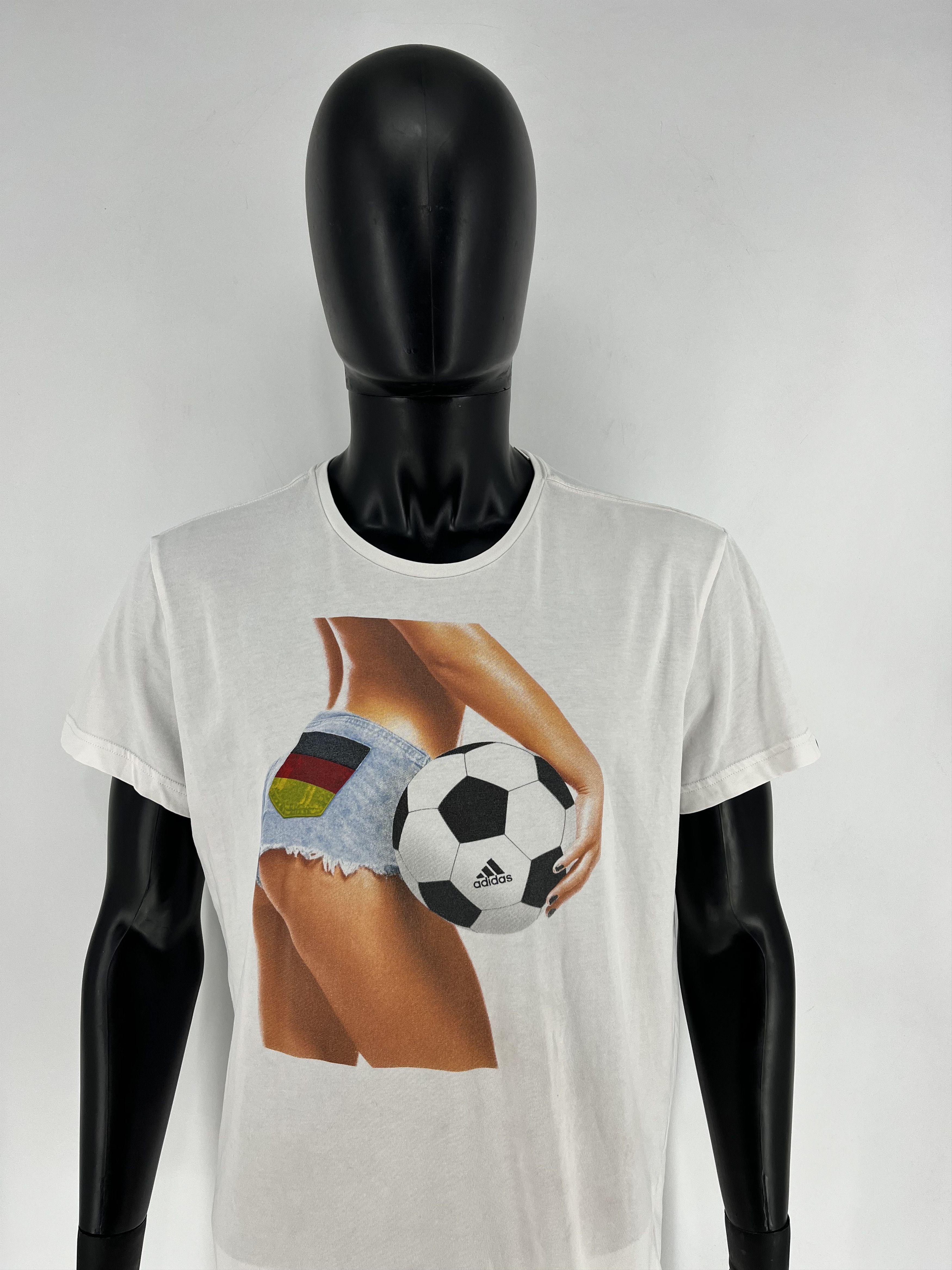 Adidas Adidas EURO 16 Tee Summer Fan white Size L Sexy Girl Size US L / EU 52-54 / 3 - 1 Thumbnail