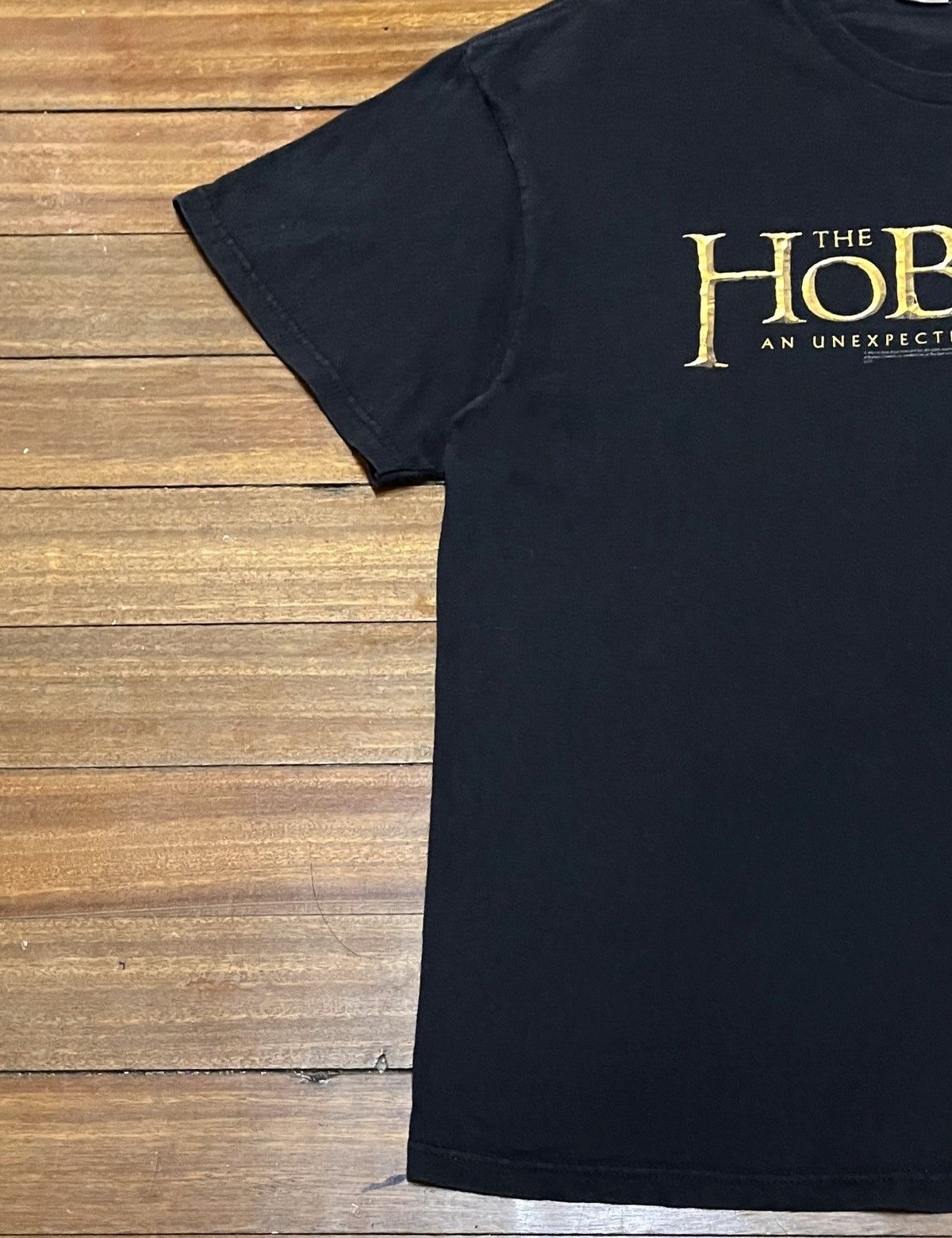Vintage Rare Movie The Hobbit An Unexpected Journey T-shirt 2012s Size US XL / EU 56 / 4 - 5 Thumbnail