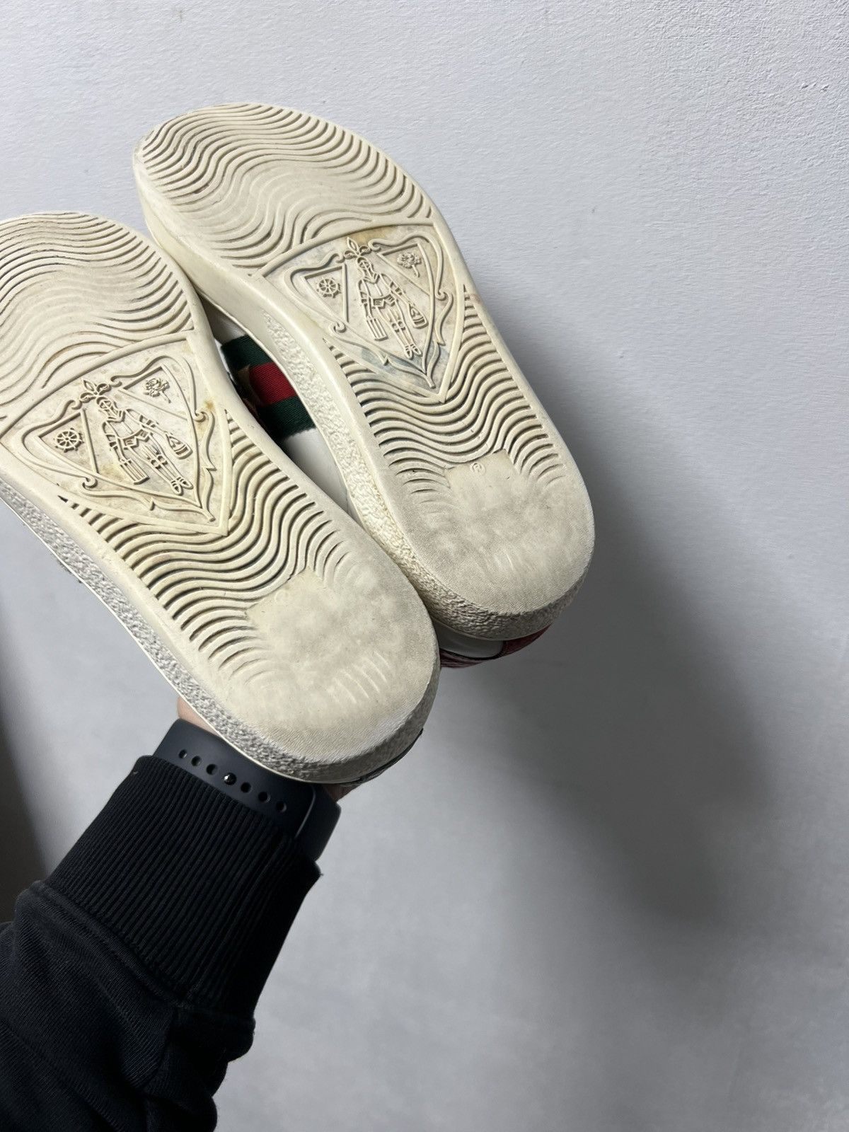 Gucci Gucci Pineapple Rhyton Low Top Sneaker Rare Sneakers Size US 5.5 / EU 38 - 19 Thumbnail