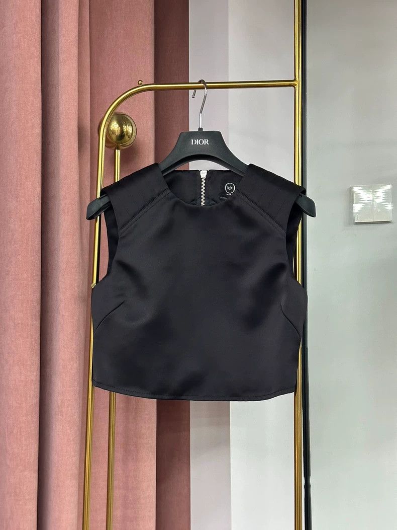Alexander McQueen Alexander McQueen Black Sleeveless Vest - dmc Size US S / EU 44-46 / 1 - 1 Thumbnail