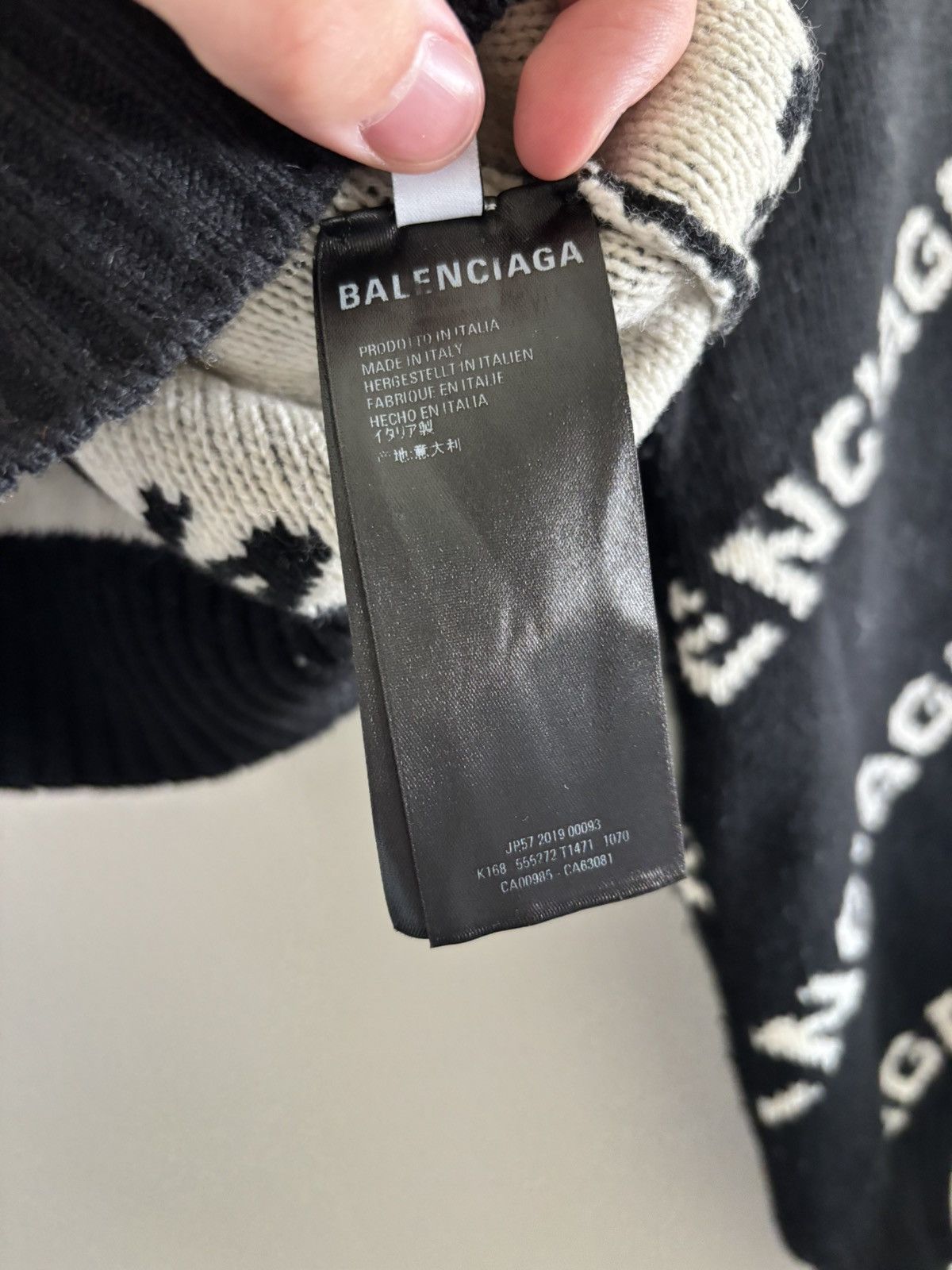 Balenciaga Balenciaga Allover Logo cropped Knit Sweater Size XS / US 0-2 / IT 36-38 - 4 Thumbnail
