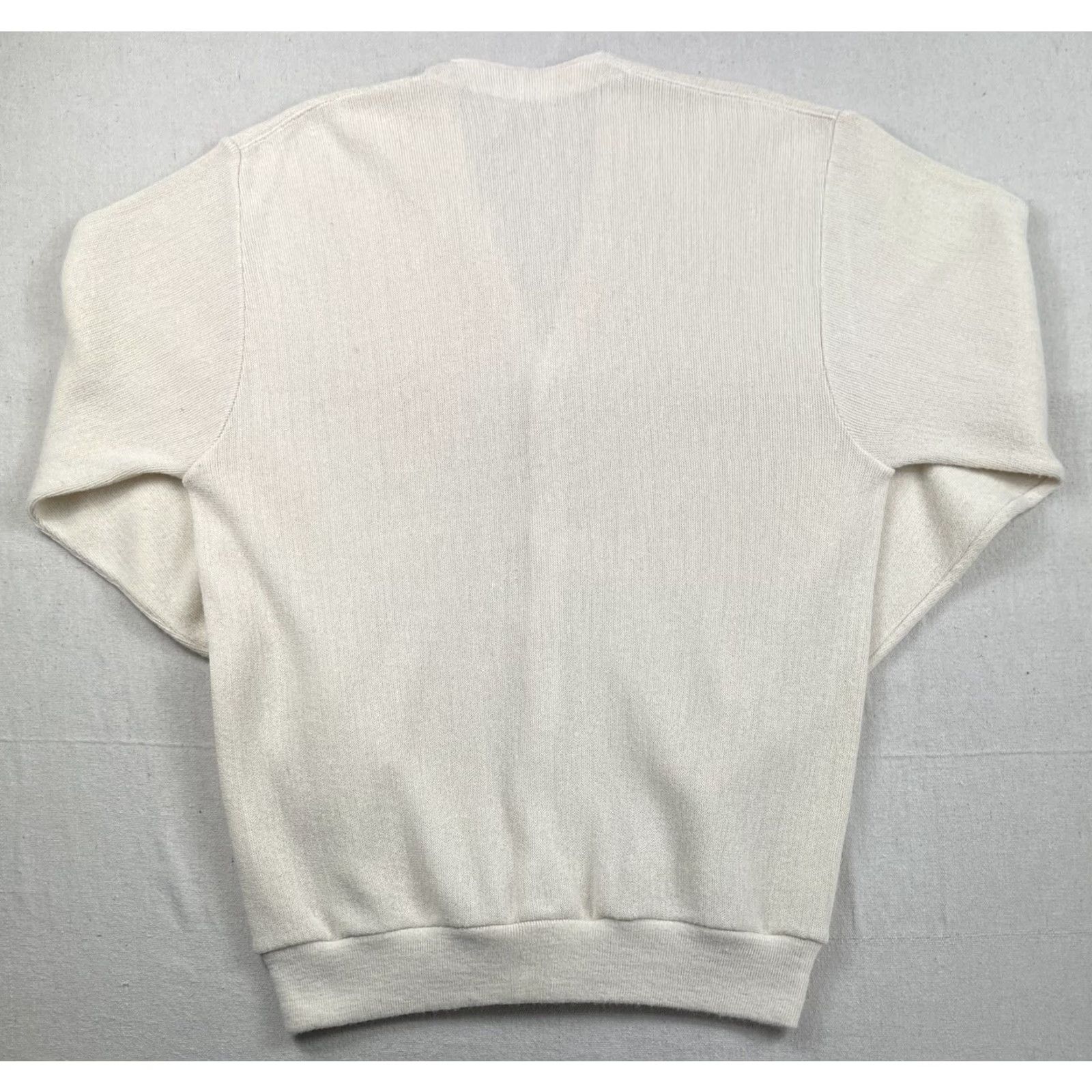 Vintage VINTAGE The Fox Cardigan Mens Cream White Ivory 70s L Acrylic Long Sleeve USA Made Casual Men Adult Large Size US L / EU 52-54 / 3 - 3 Thumbnail