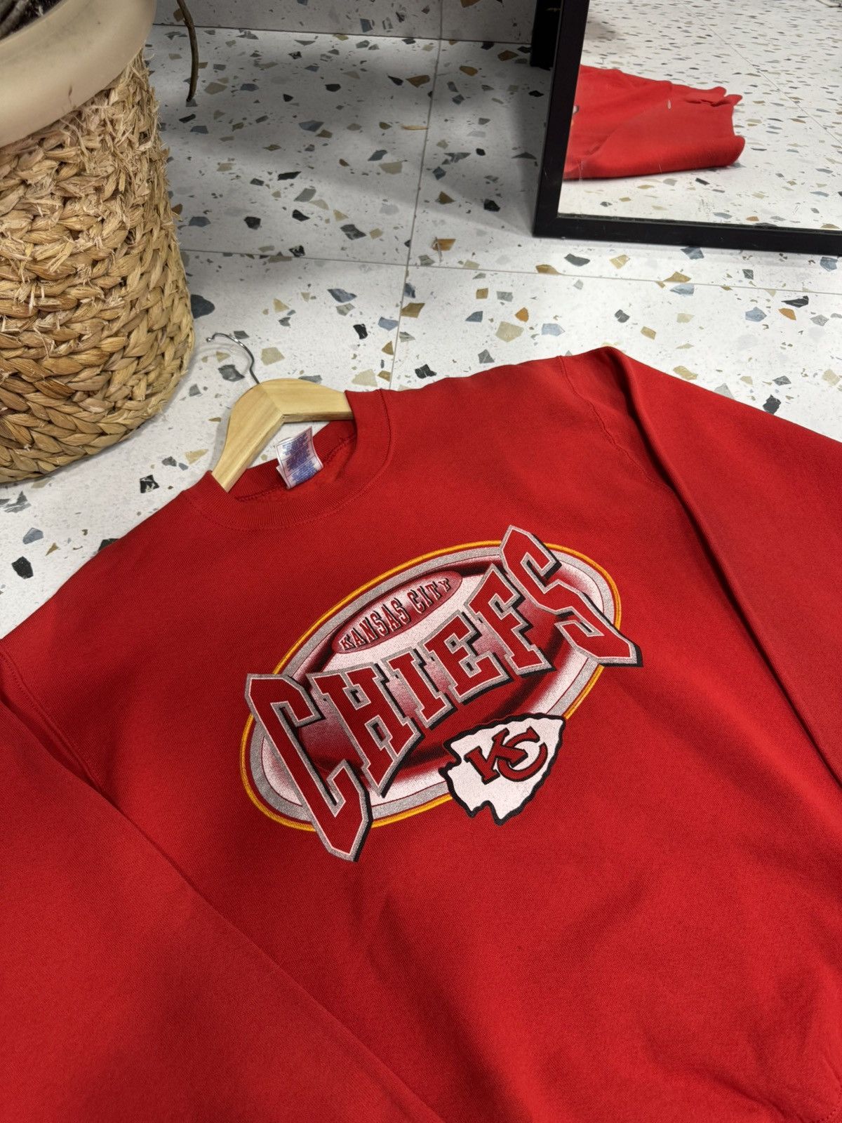 Vintage Chiefs Kansas City vintage sweatshirt size M Size US M / EU 48-50 / 2 - 3 Thumbnail