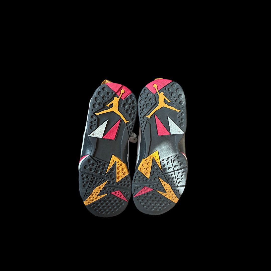 Jordan Brand Jordan Retros Size US 9 / EU 42 - 2 Thumbnail