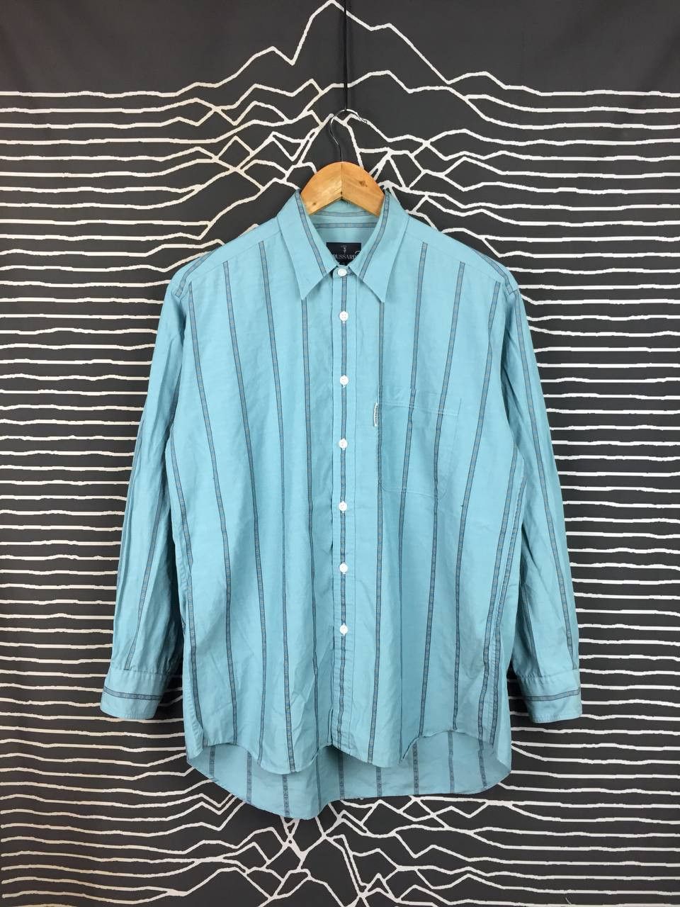 Trussardi Vtg Trussardi Aztec Geometric Stripe Button Up Shirt Size 3 Size US L / EU 52-54 / 3 - 2 Thumbnail