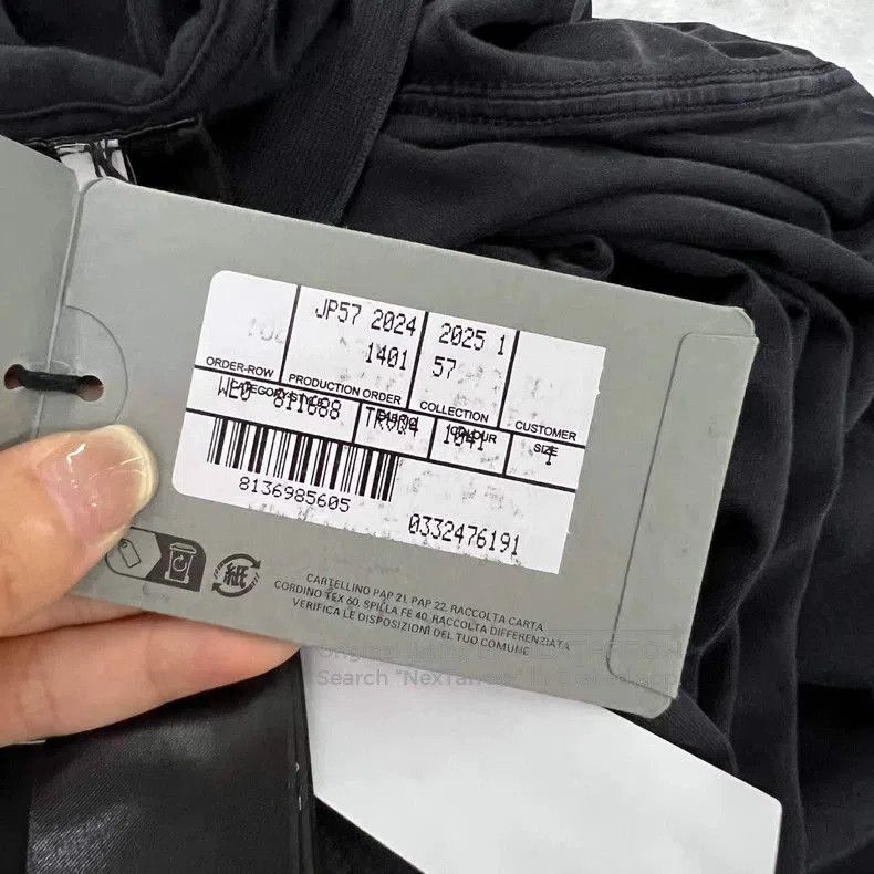 Balenciaga Balenciaga Distressed Graphic Print T-Shirt. Size US S / EU 44-46 / 1 - 6 Thumbnail