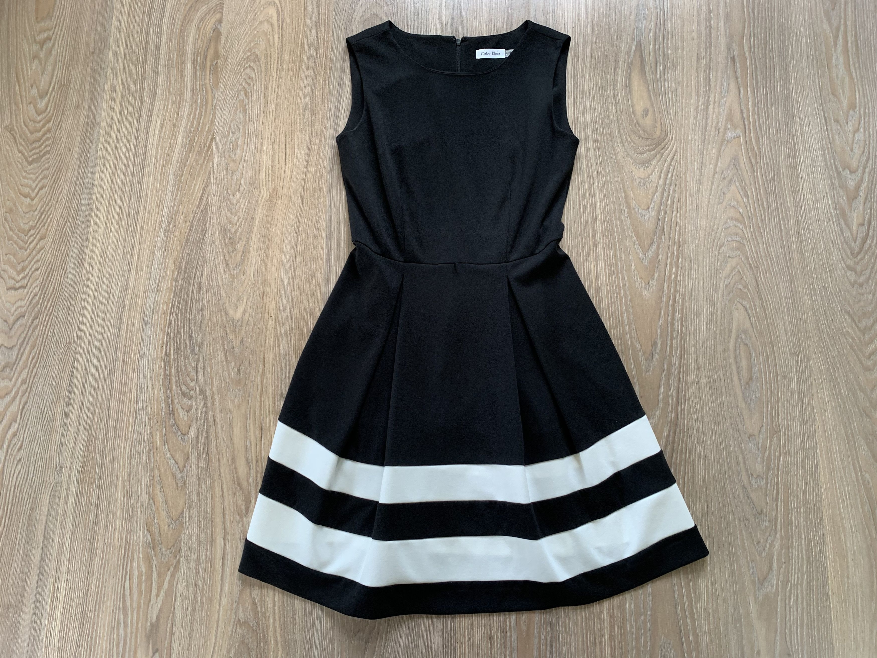 Calvin Klein Calvin Klein Sleeveless Black Dress Size S / US 4 / IT 40 - 2 Thumbnail