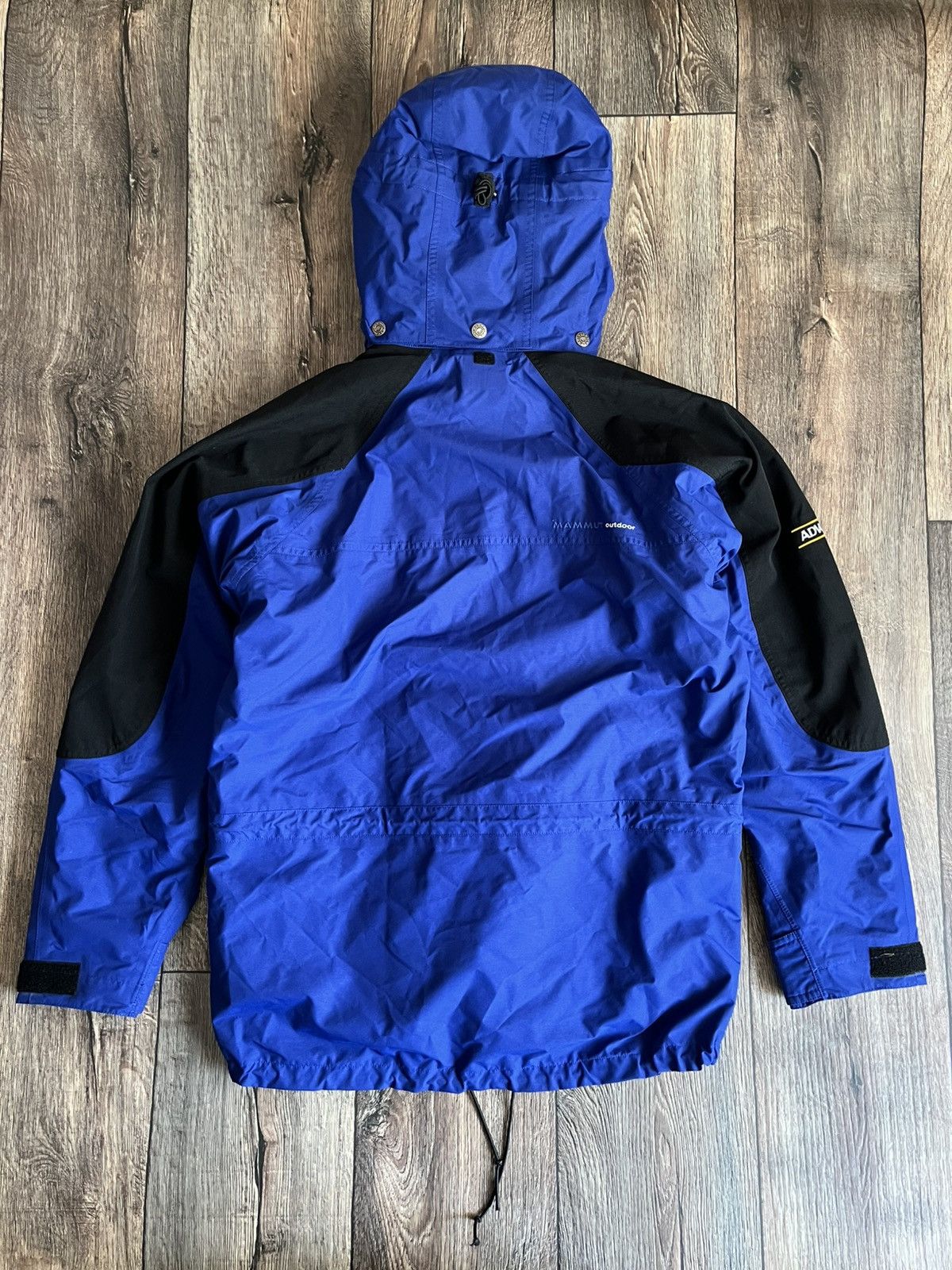Mammut × Vintage Mammut Extreme Vintage Outdoor Gore Tex Jacket With Lining Size US M / EU 48-50 / 2 - 22 Thumbnail
