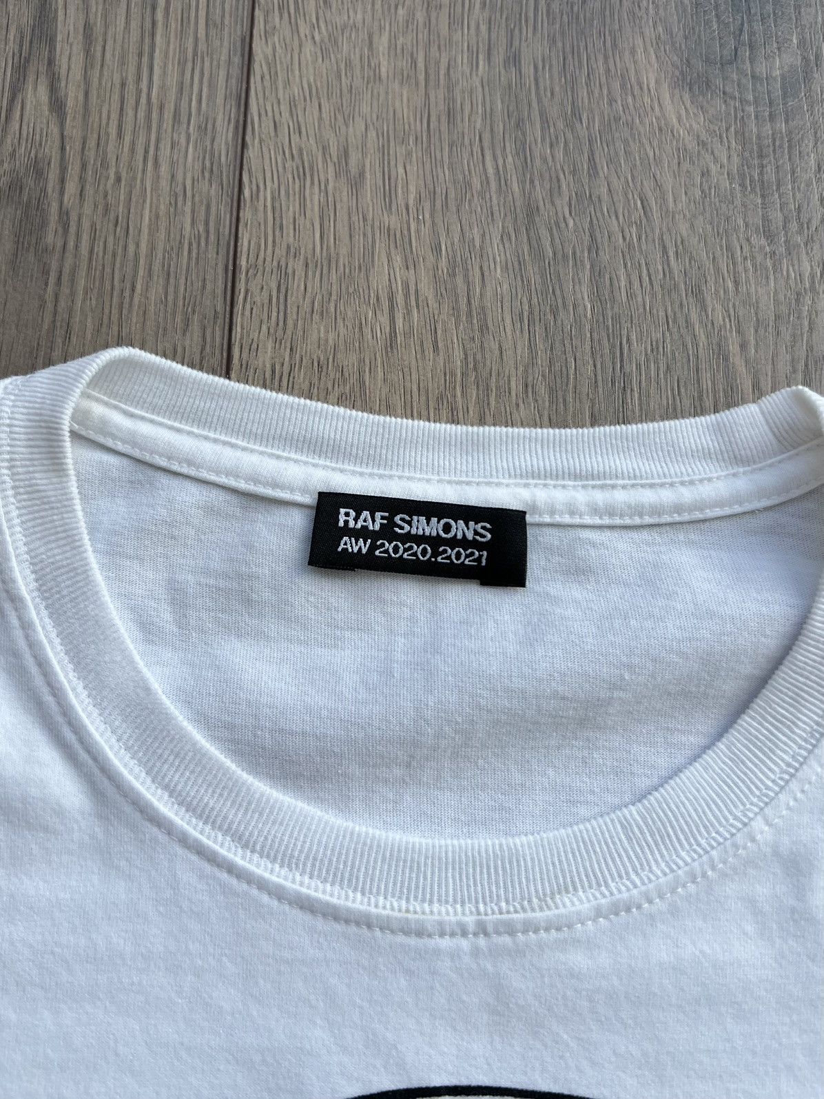 Raf Simons Raf Simons The Others T-Shirt Small Size US S / EU 44-46 / 1 - 2 Thumbnail