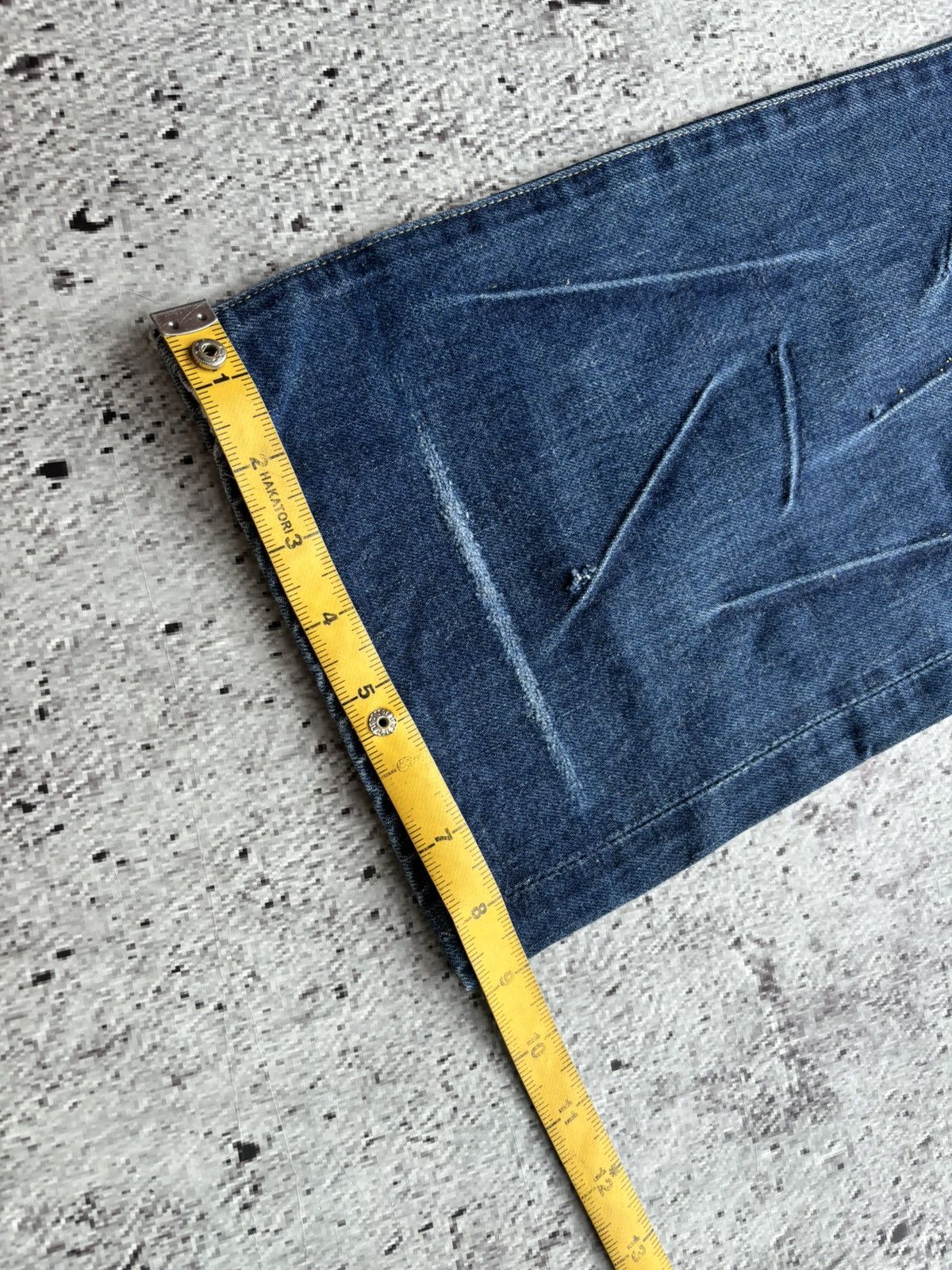 Levi's Vintage Clothing Vintage Levis 702 Selvedge Denim jeans Size US 33 - 13 Thumbnail