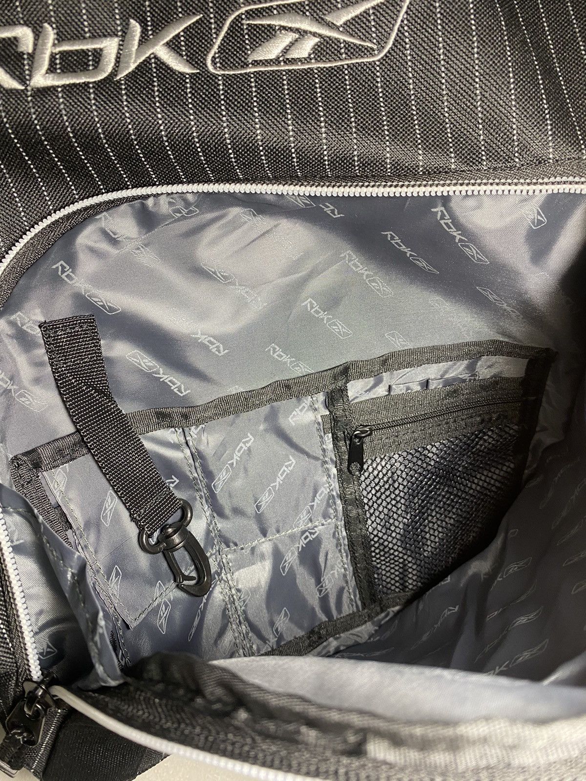 Reebok Reebok Sling Bag Pin Stripe Size ONE SIZE - 5 Thumbnail