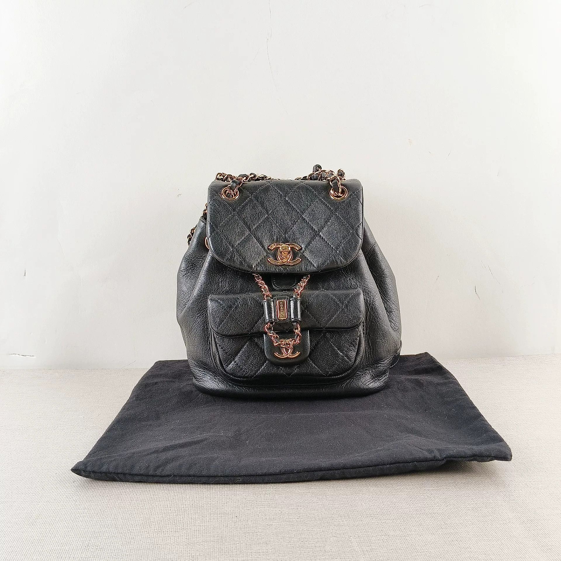 Chanel Pre-loved Bag Very good condition Size ONE SIZE - 1 Thumbnail
