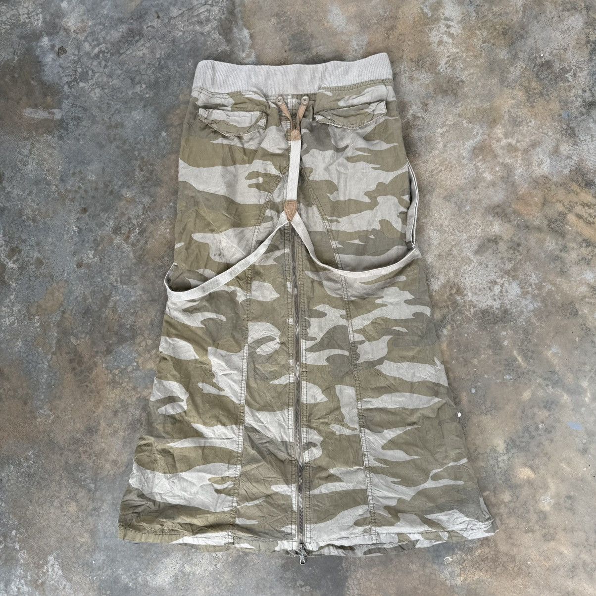 GOA Vintage GOA Camo Bondage Punk Skirt Size 31" - 1 Thumbnail