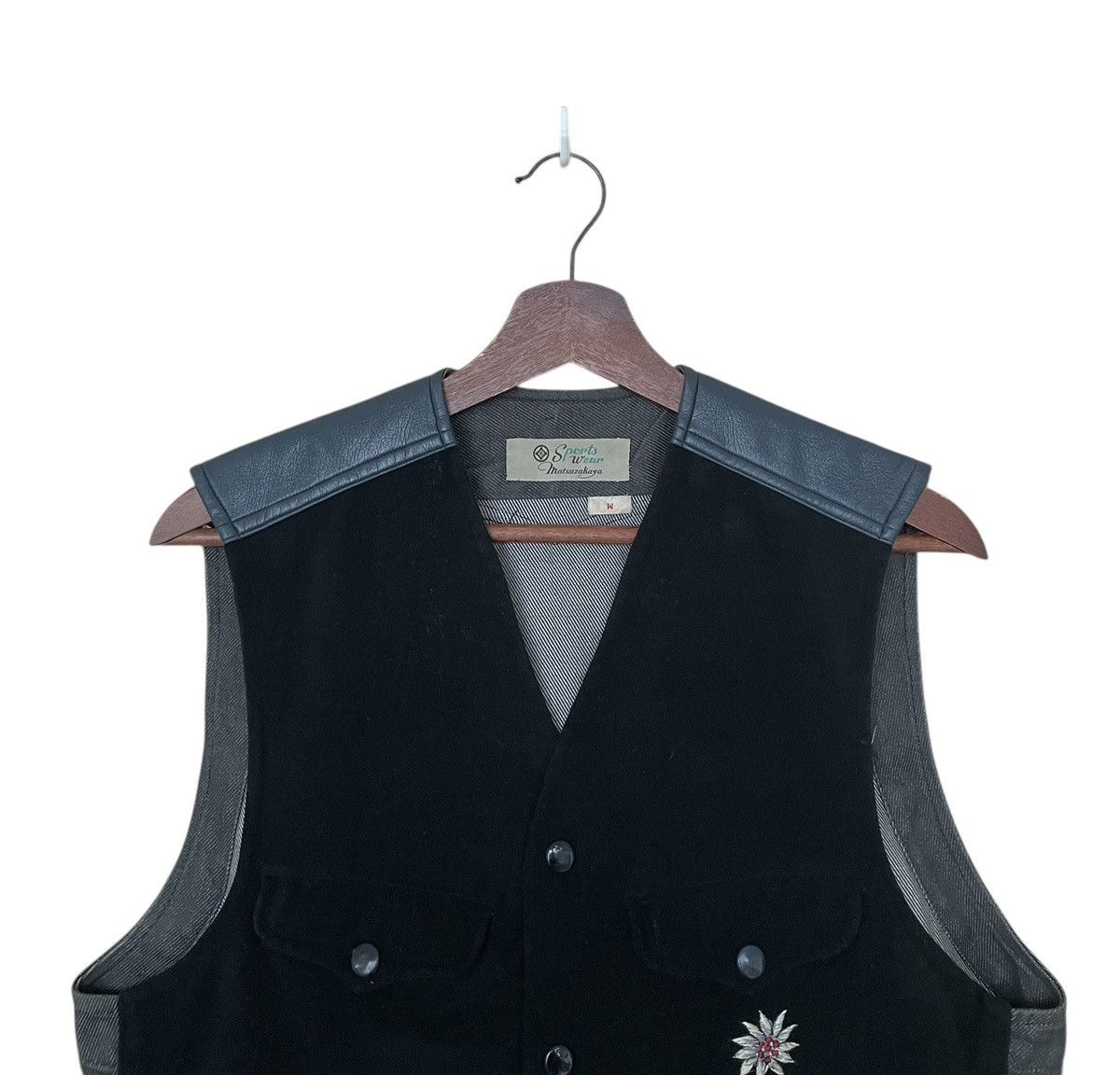 Japanese Brand × Vintage Vintage Japanase Brand Matsuzakaya Vest 1990s Size US M / EU 48-50 / 2 - 3 Thumbnail
