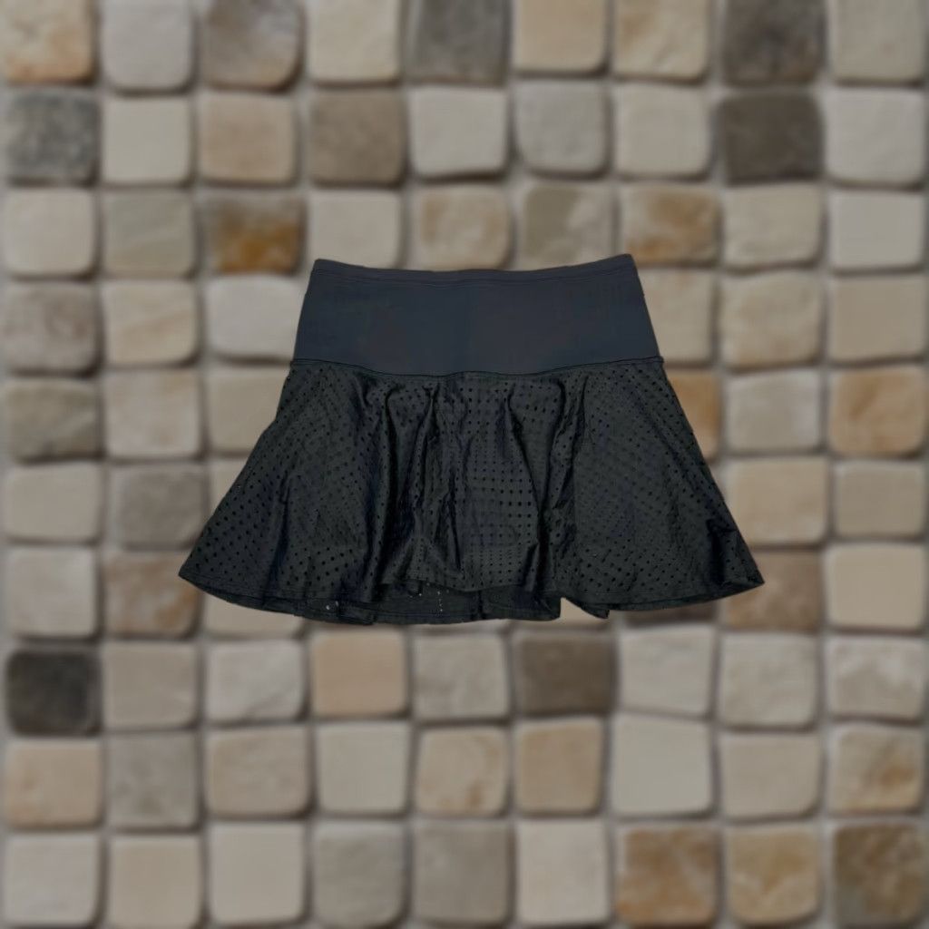 Athleta Athleta Skort Womens XS Black 14'' Skirt Compression Logo Stretch A Game Size 26" / US 2 / IT 38 - 1 Thumbnail