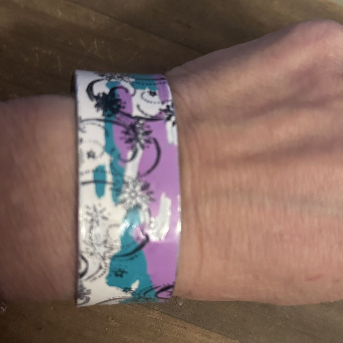 Other Colorful snowflake print wide cuff bracelet Size ONE SIZE - 2 Thumbnail