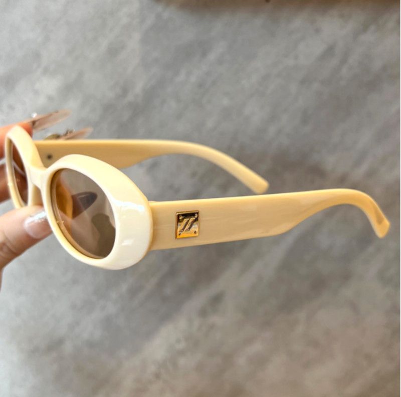 Vintage Vintage Cat-Eye Avant Garde Oval Streamline Sunglasses Rave Size ONE SIZE - 5 Thumbnail