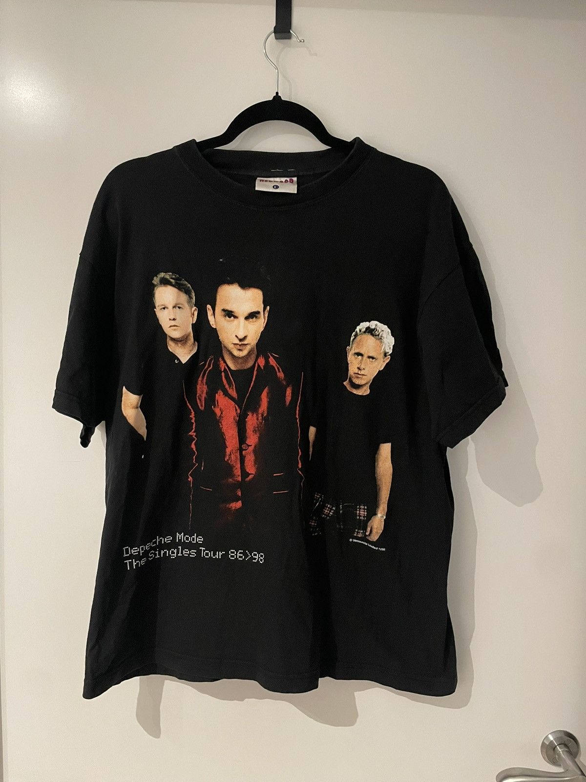 Band Tees Depeche Mode 1998 Singles Tour shirt single stitch the cure Size US L / EU 52-54 / 3 - 1 Thumbnail