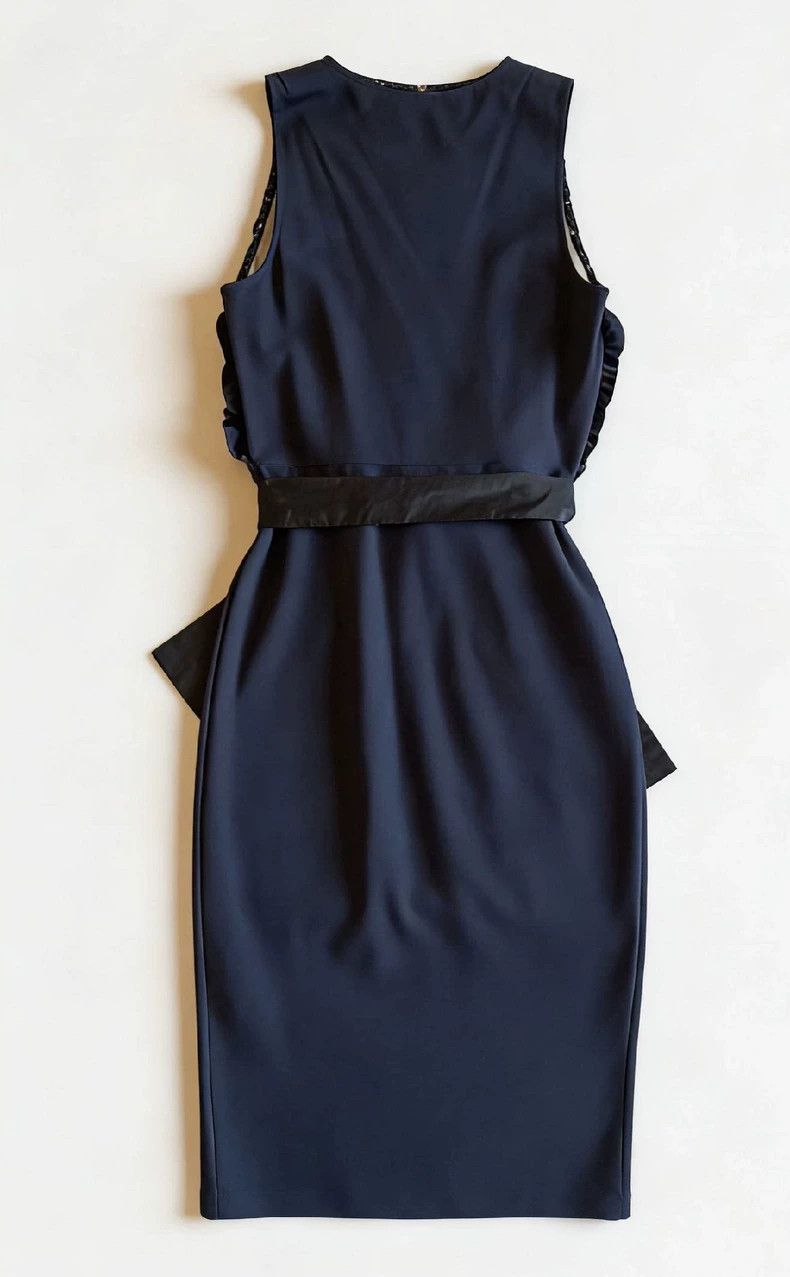 Valentino Valentino Lace crocheted slim-fitting sleeveless dress Size M / US 6-8 / IT 42-44 - 3 Thumbnail
