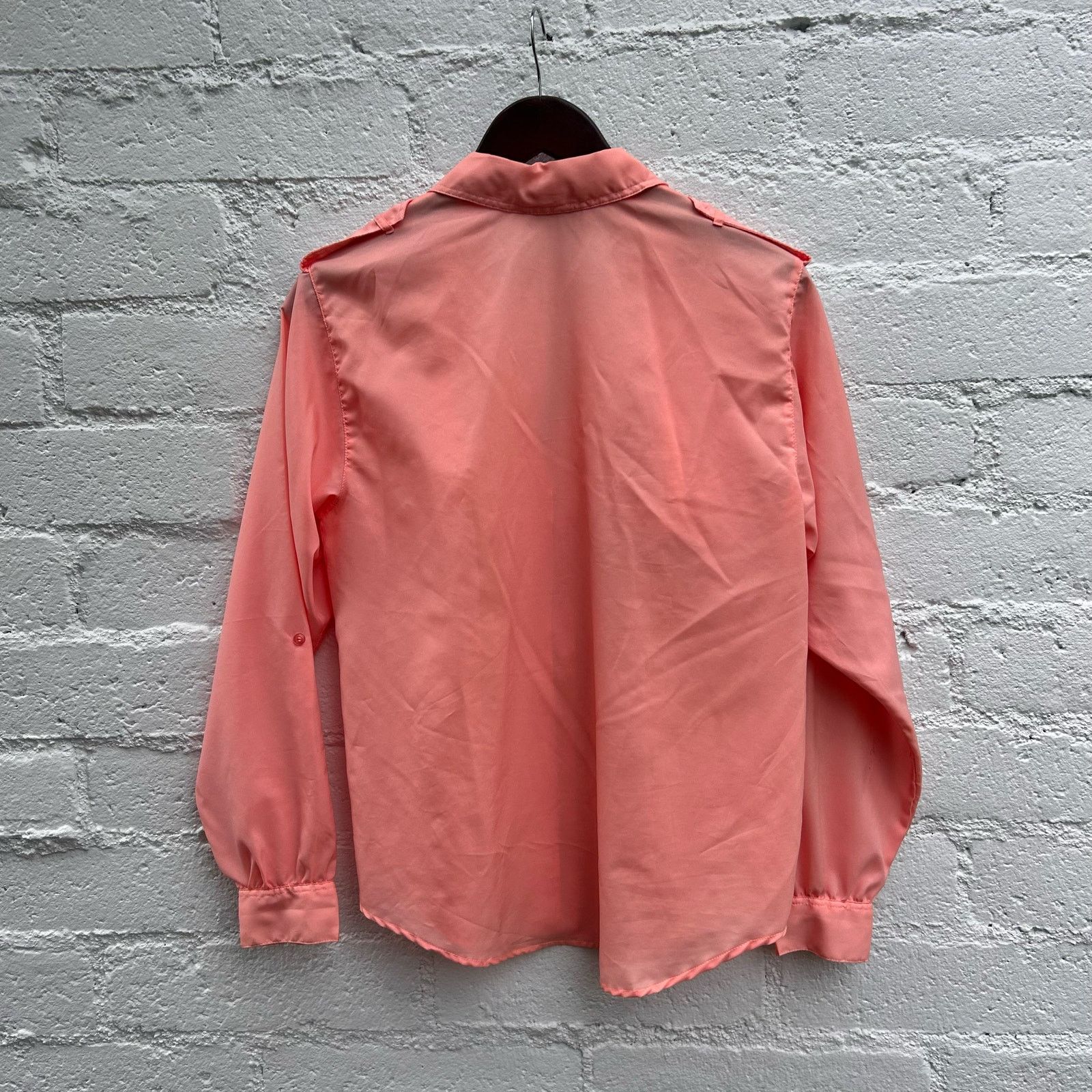Diane von Furstenberg Vintage Diane Von Furstenberg Button Down Top Size 8 Size M / US 6-8 / IT 42-44 - 2 Thumbnail