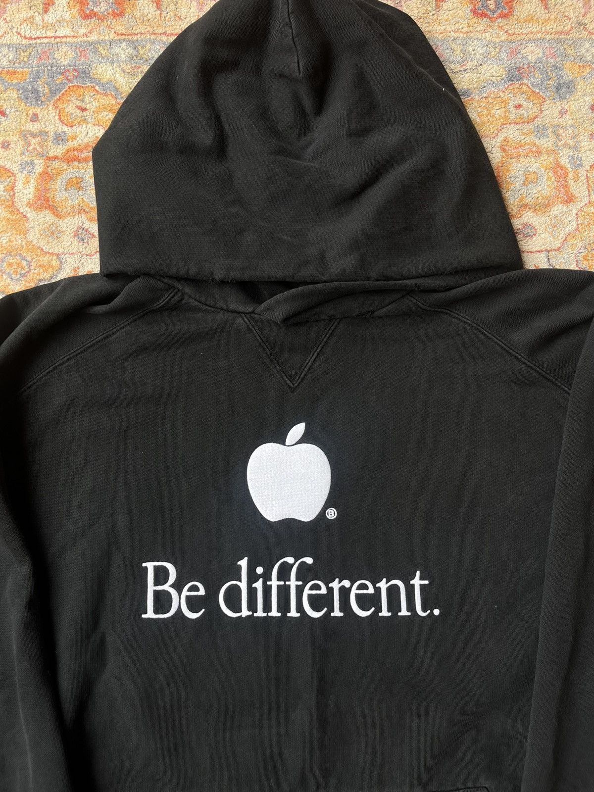 Balenciaga × Designer × Streetwear Balenciaga FW22 Be Different