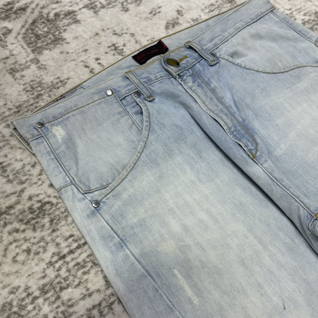 Levi's Vintage Levis enginereed Jeans Light Wash Twisted Seam Denim Size US 32 / EU 48 - 5 Thumbnail