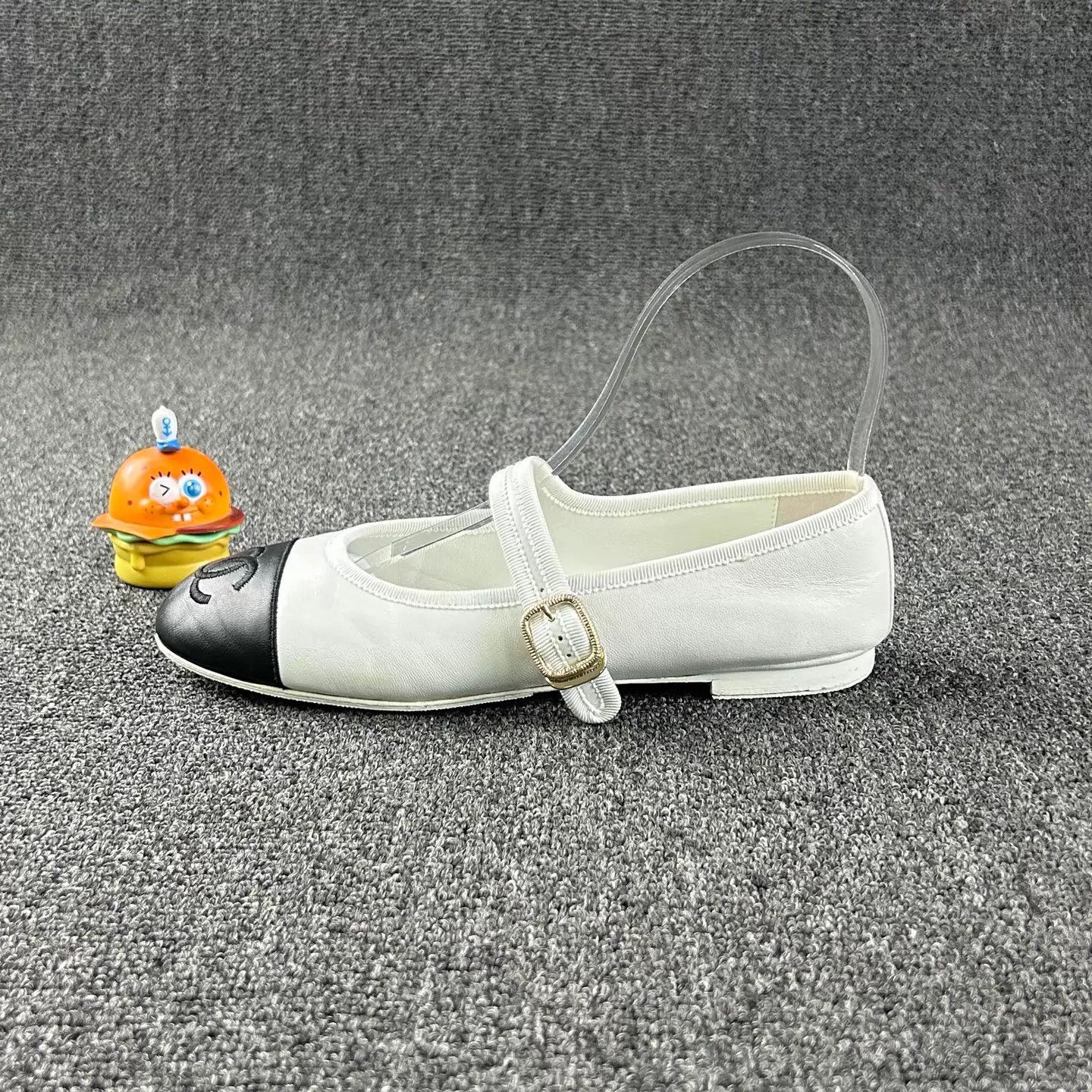 Chanel Chanel 25S Black/White CC Mary Jane 36 Near New Size US 5.5 / IT 35.5 - 3 Thumbnail