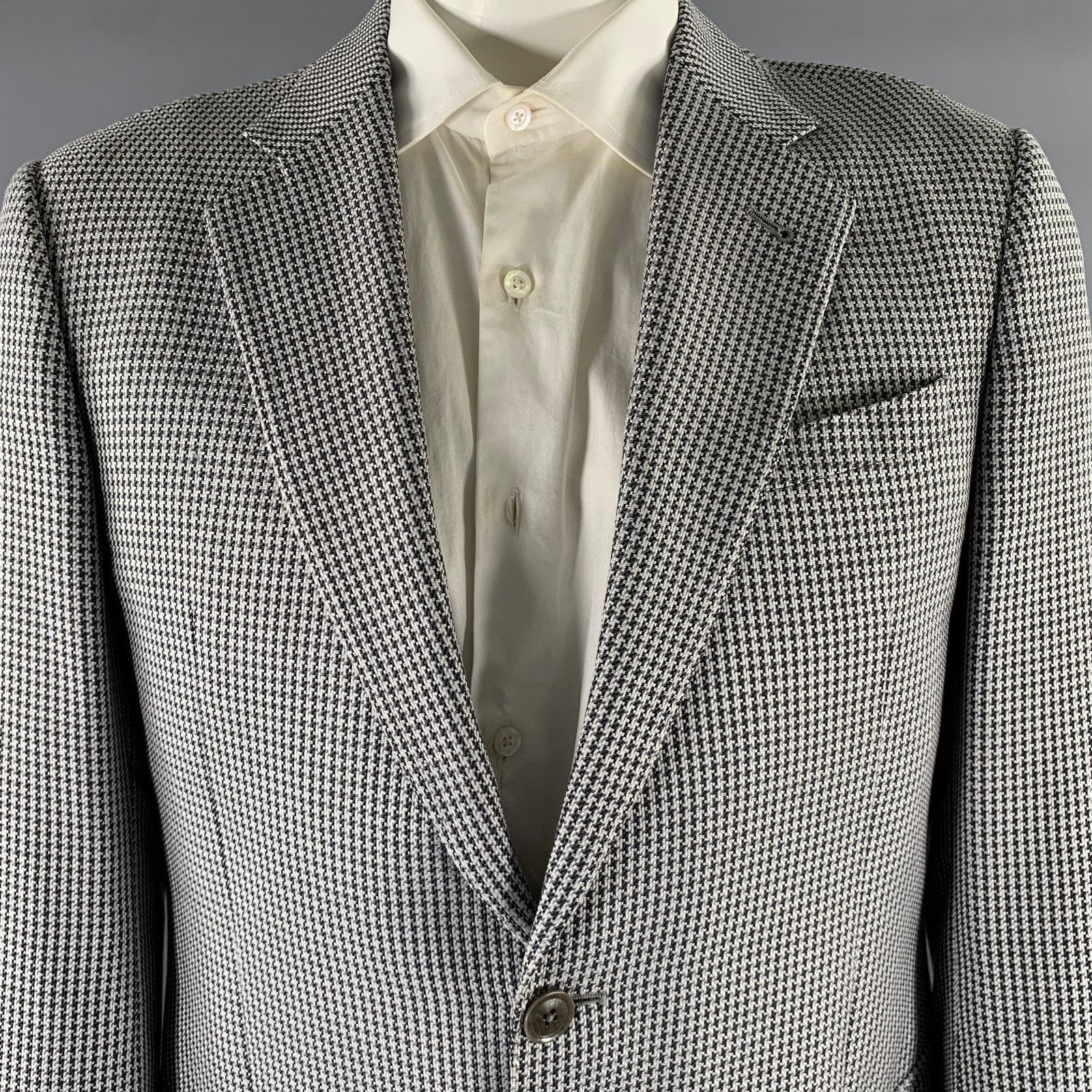 Armani Collezioni ARMANI COLLEZIONI 42 Grey Houndstooth Wool Blend Sport Coat Size 42R - 2 Thumbnail