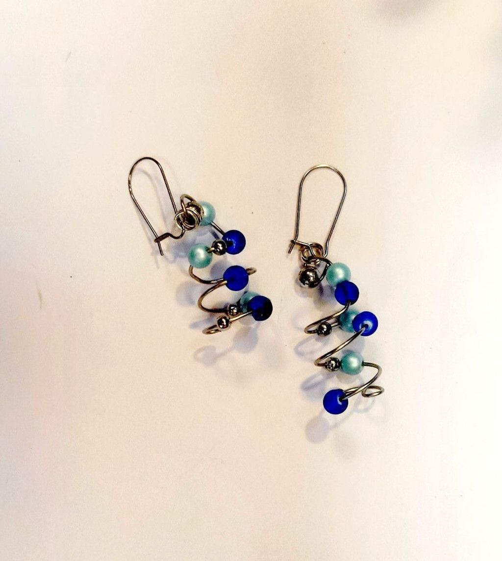 Handmade Stainless steel wire beaded Christmas tree earrings Size ONE SIZE - 3 Thumbnail