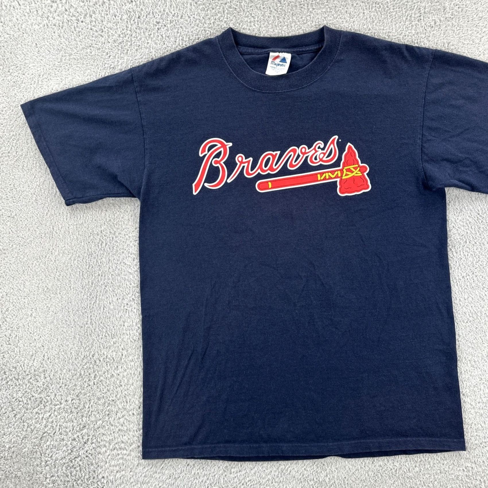 MLB VINTAGE Majestic Mens Large Blue T Shirt Atlanta Braves 25 A. Jones MLB Baseball Shirt Mens 90s Sports USA Size US L / EU 52-54 / 3 - 3 Thumbnail