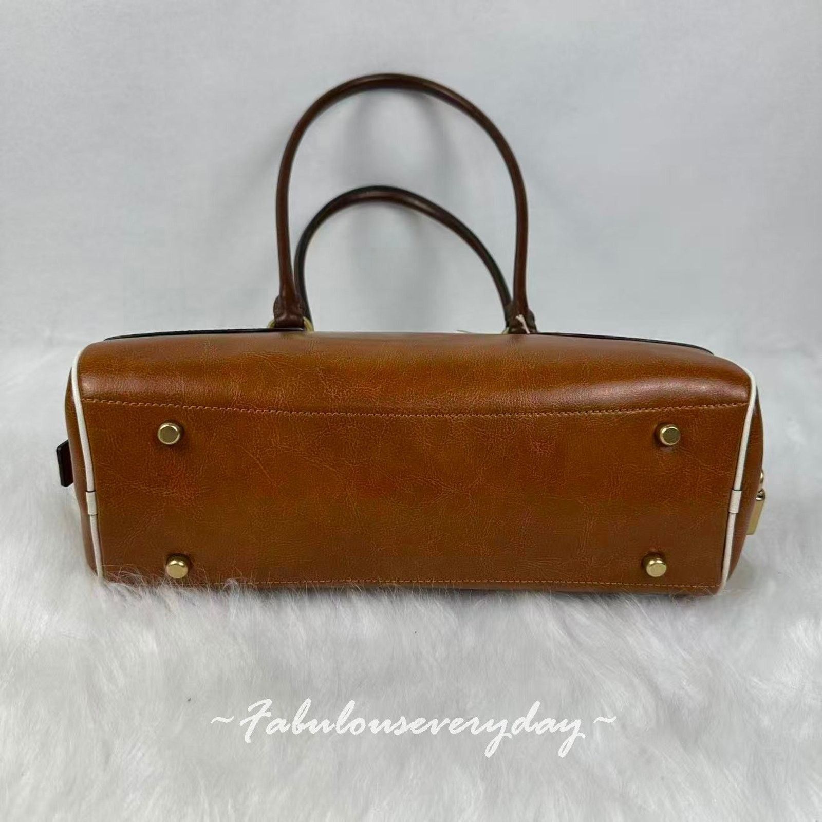 Coach Coach Coachtopia Bowling Shoulder Bag Tan/Saddle CDU49 NWT Size ONE SIZE - 8 Thumbnail