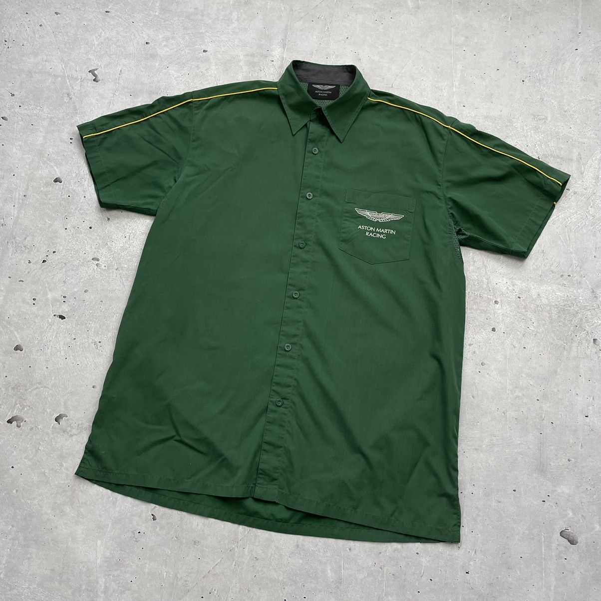 Vintage Vintage Aston Martin shirt formula 1 racing t shirt Size US M / EU 48-50 / 2 - 4 Thumbnail