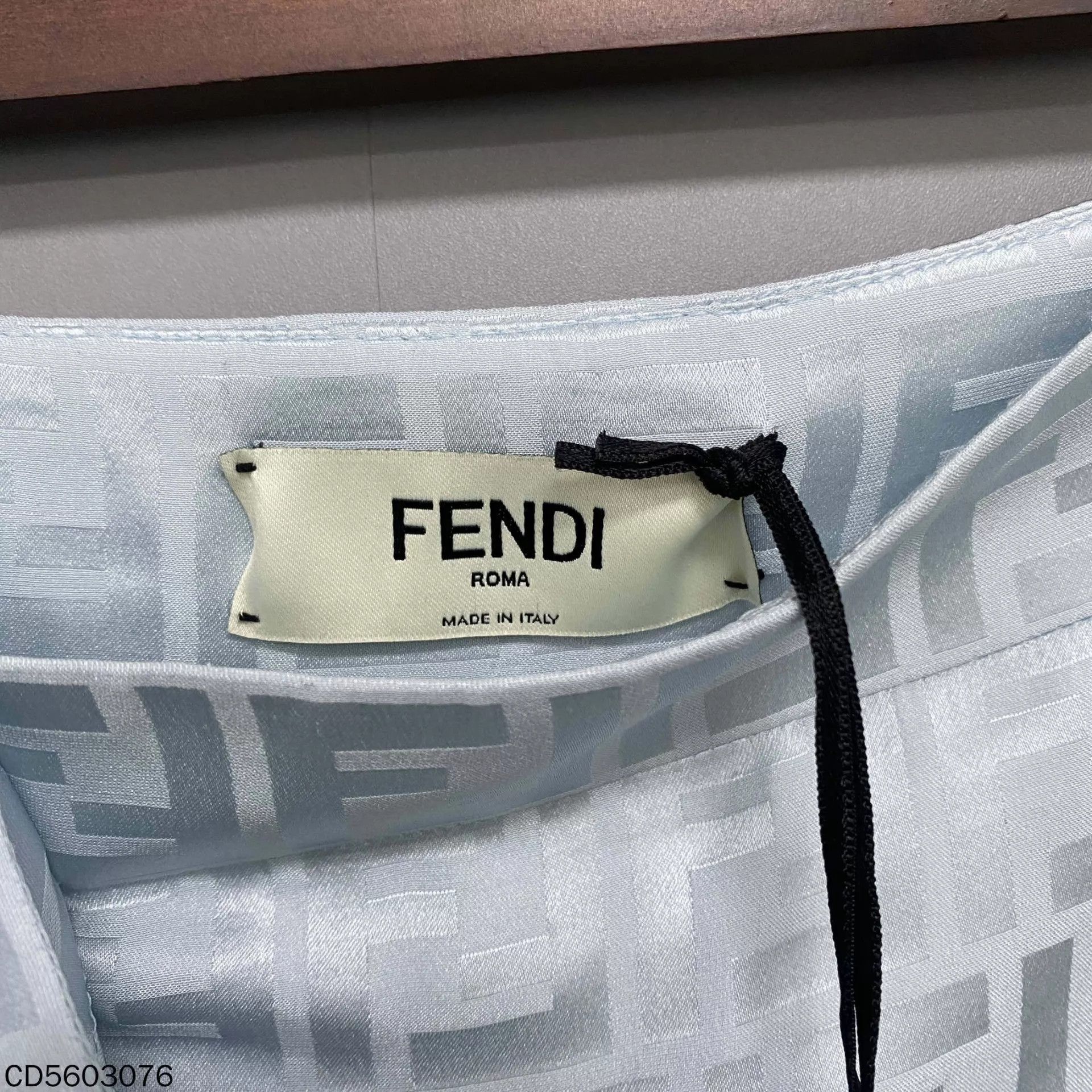 Fendi FENDI Light Blue Silk All-Over Print Skirt 36 Size XS / US 0-2 / IT 36-38 - 5 Thumbnail
