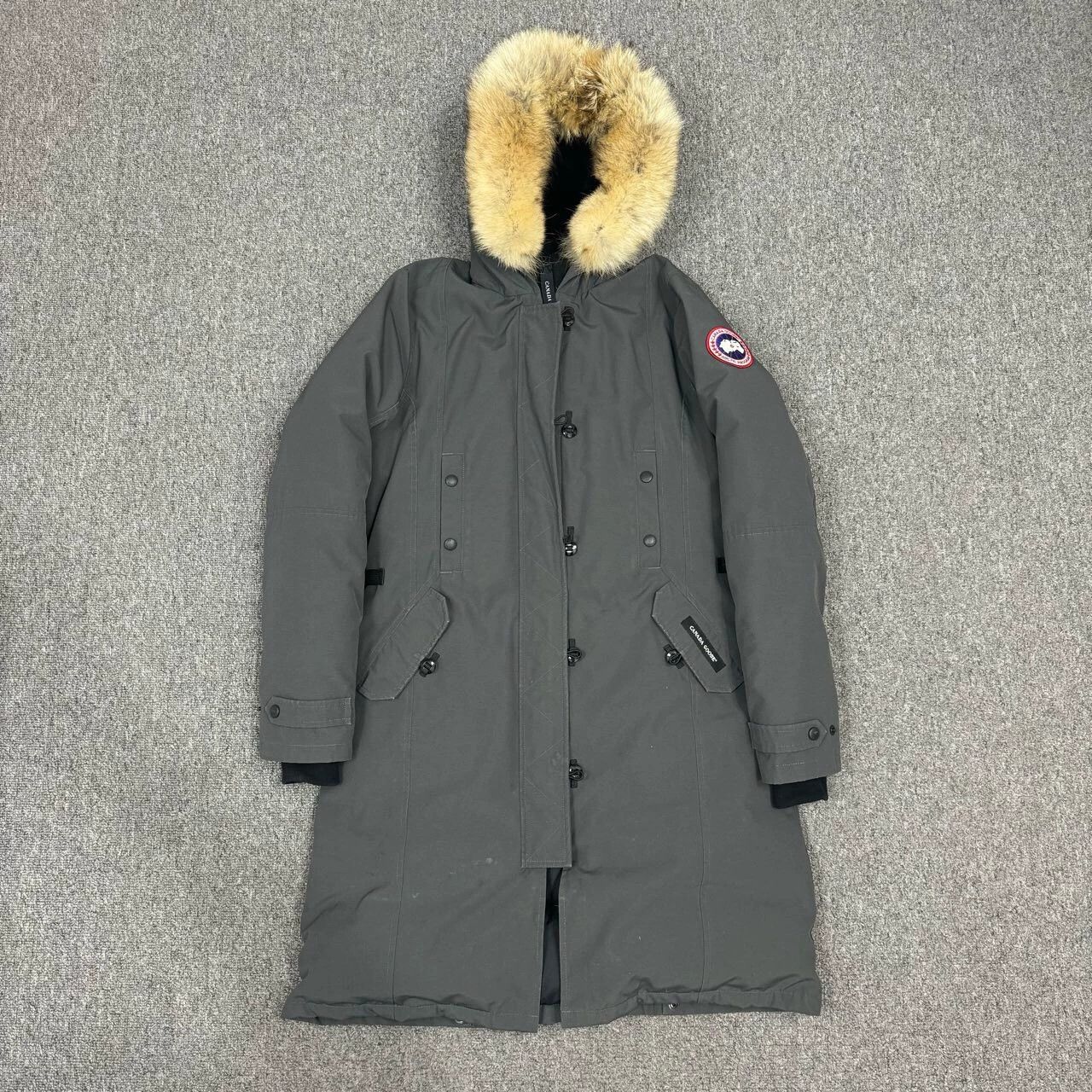 Canada Goose Canada Goose Graphite Fur Collar Long Down Coat M 95new Size M / US 6-8 / IT 42-44 - 1 Thumbnail