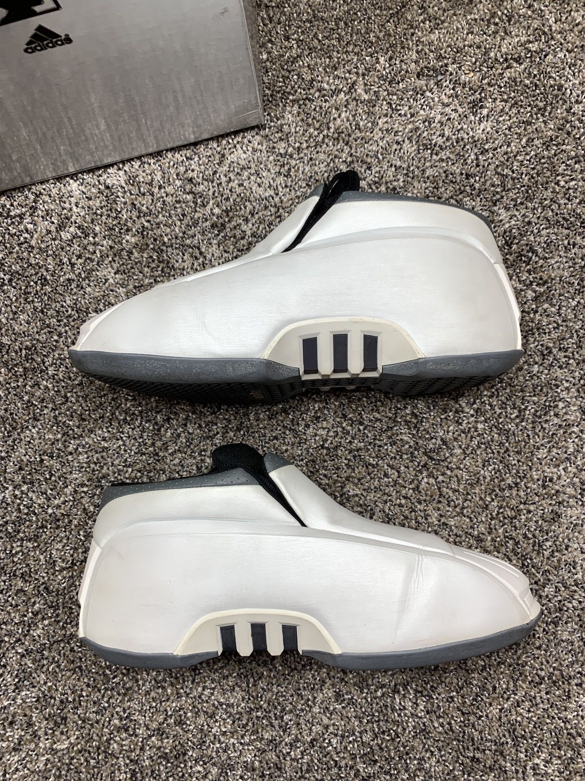 Adidas × Nike × Vintage Kobe Two Size US 10.5 / EU 43-44 - 8 Thumbnail