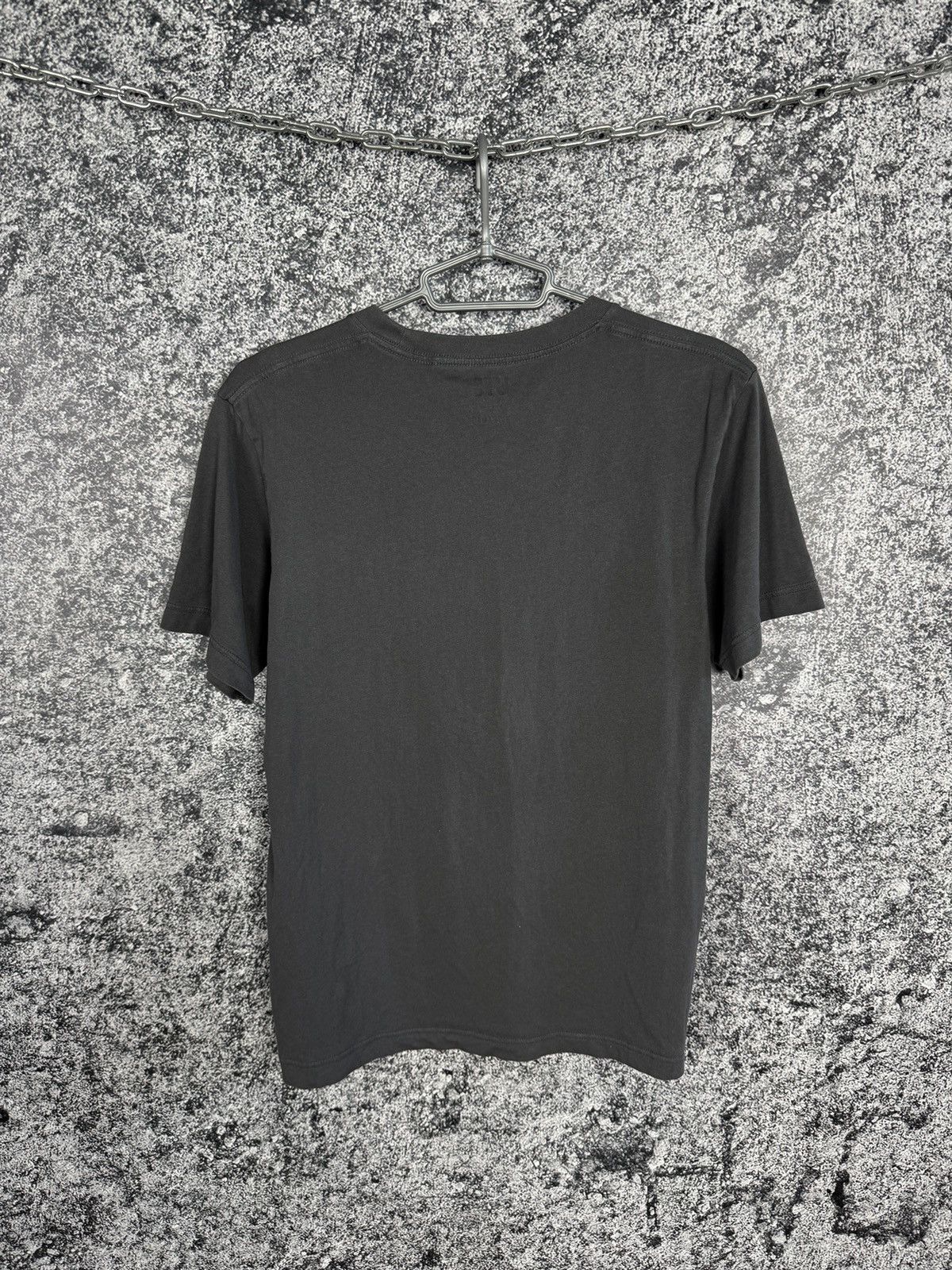 Uniqlo Men’s Uniqlo x Ultraman Belial T-Shirt Graphic Tee Size S Size US S / EU 44-46 / 1 - 8 Thumbnail