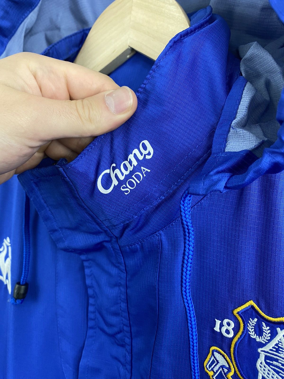 Le Coq Sportif × Umbro × Vintage 🏴󠁧󠁢󠁥󠁮󠁧󠁿 Vintage Y2K Everton Le Coq Sportif Chang Football Soccer Size US M / EU 48-50 / 2 - 6 Thumbnail