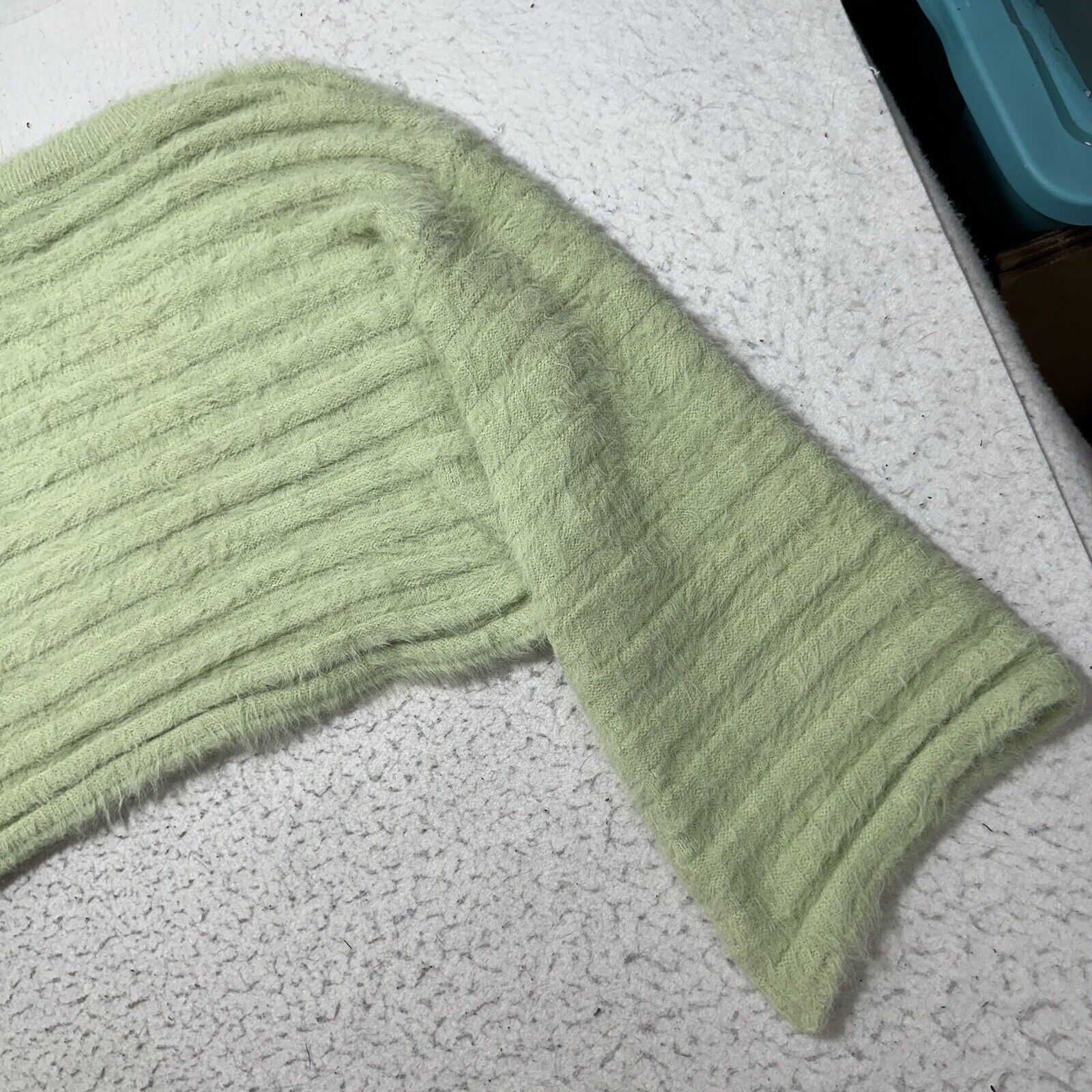 Forever 21 Forever 21 Large Oversized Cropped Sweater Fuzzy Mint Green Size L / US 10 / IT 46 - 10 Thumbnail