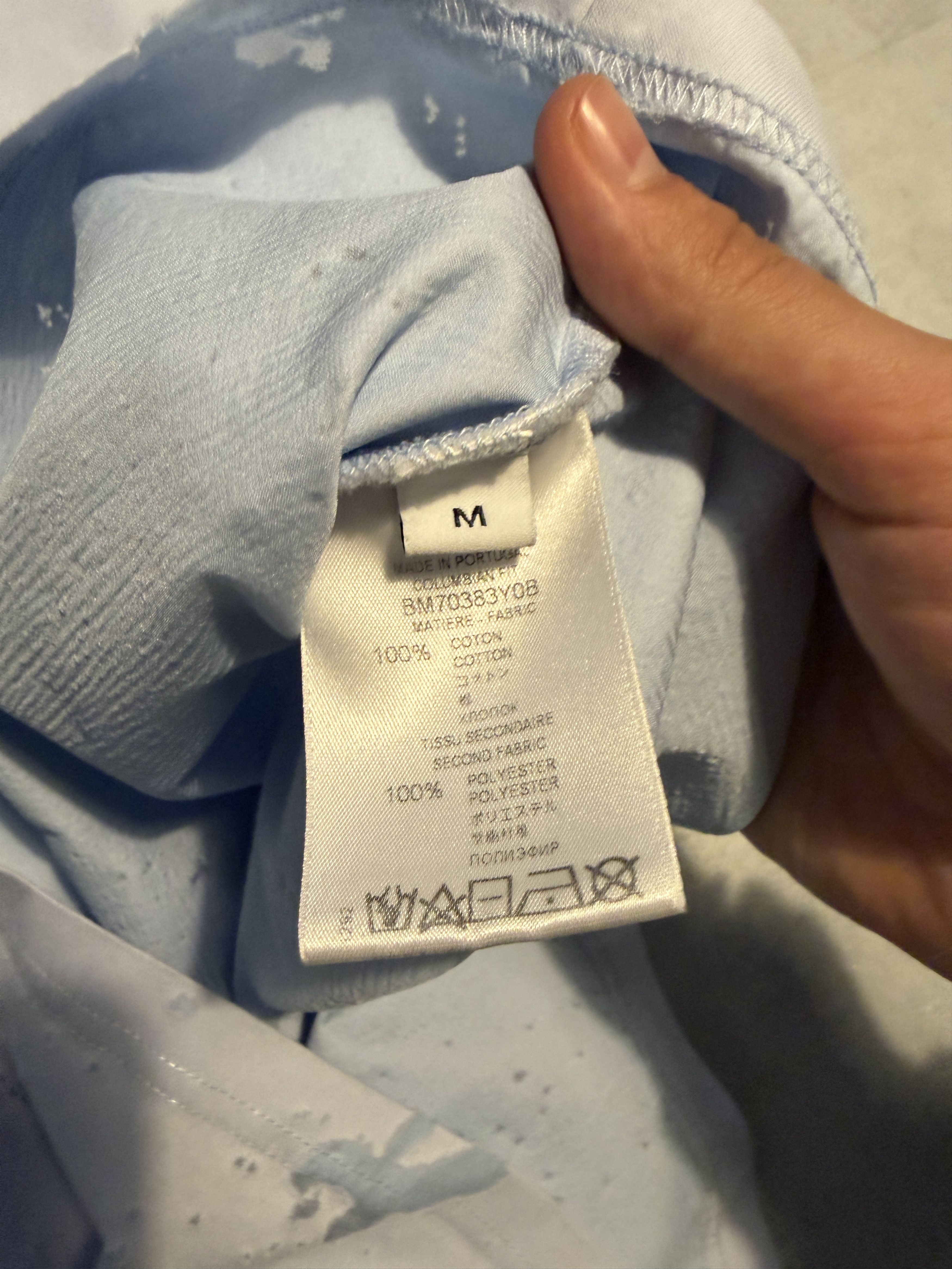 Givenchy Givenchy lightblue distressed tshirt Size US M / EU 48-50 / 2 - 2 Thumbnail