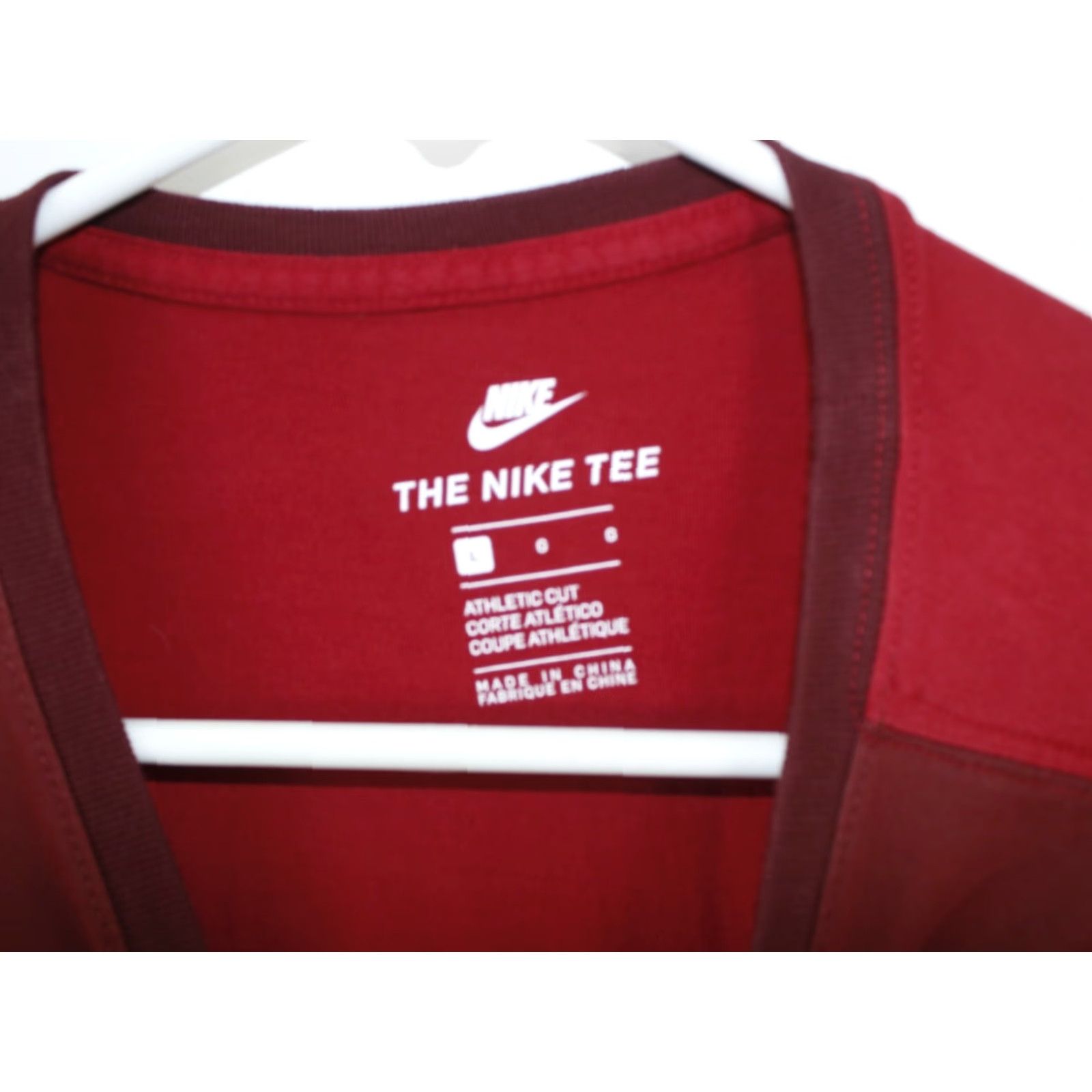 Nike Nike Dri-Fit T-Shirt Mens Athletic Fit Red Short Sleeve Crew Neck Just Do It Logo Large Size US L / EU 52-54 / 3 - 3 Thumbnail