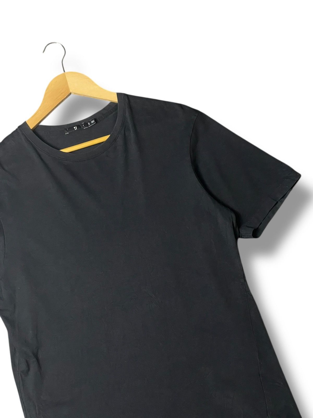 Japanese Brand × Uniqlo × Vintage Uniqlo Brand Crewneck Short Sleeve Shirts (115) Size US S / EU 44-46 / 1 - 2 Thumbnail