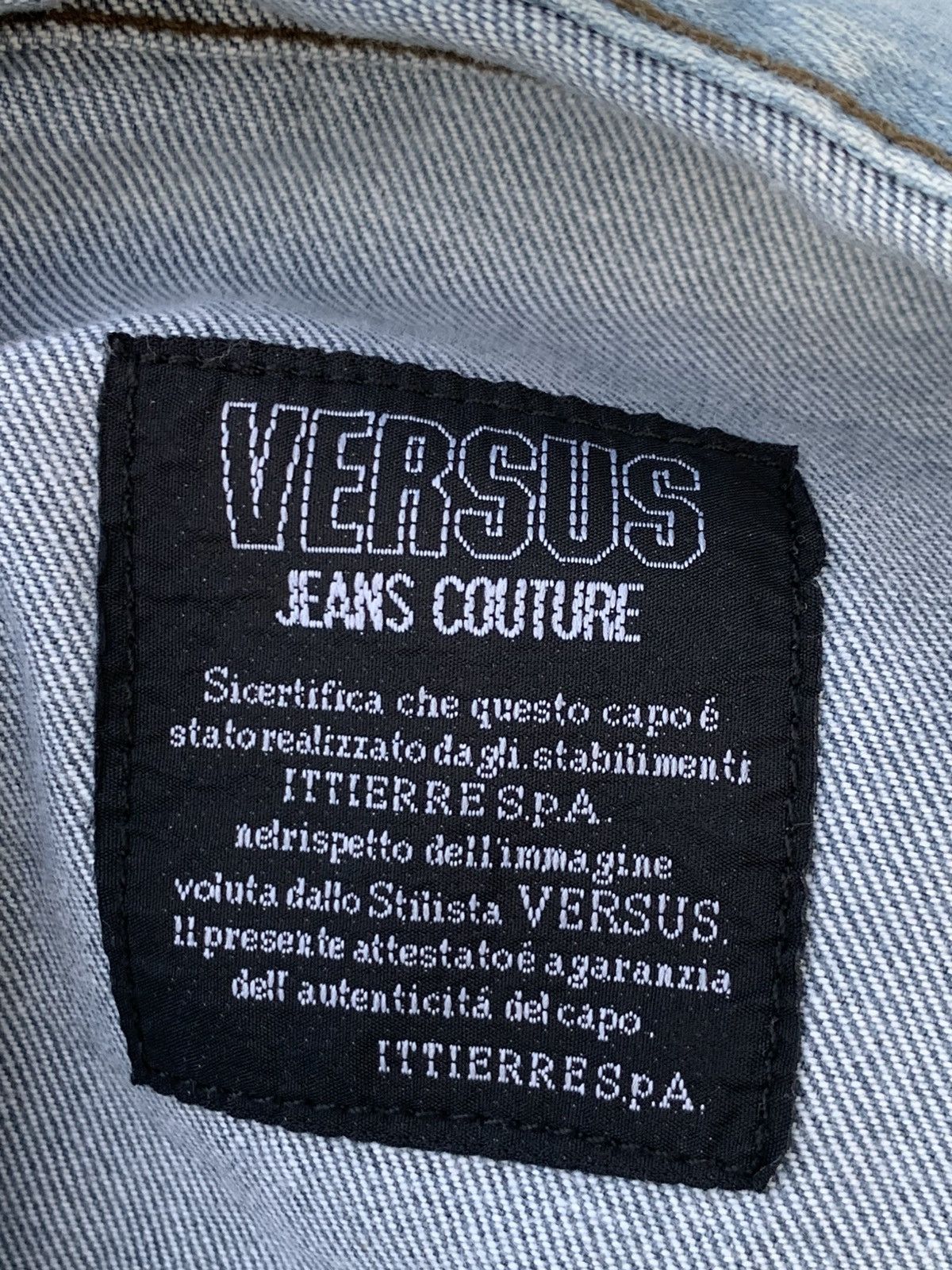 Versace Jeans Couture VERSUS JEANS COUTURE – VINTAGE HIGH-END FASHION PIECE Size US 34 / EU 50 - 13 Thumbnail